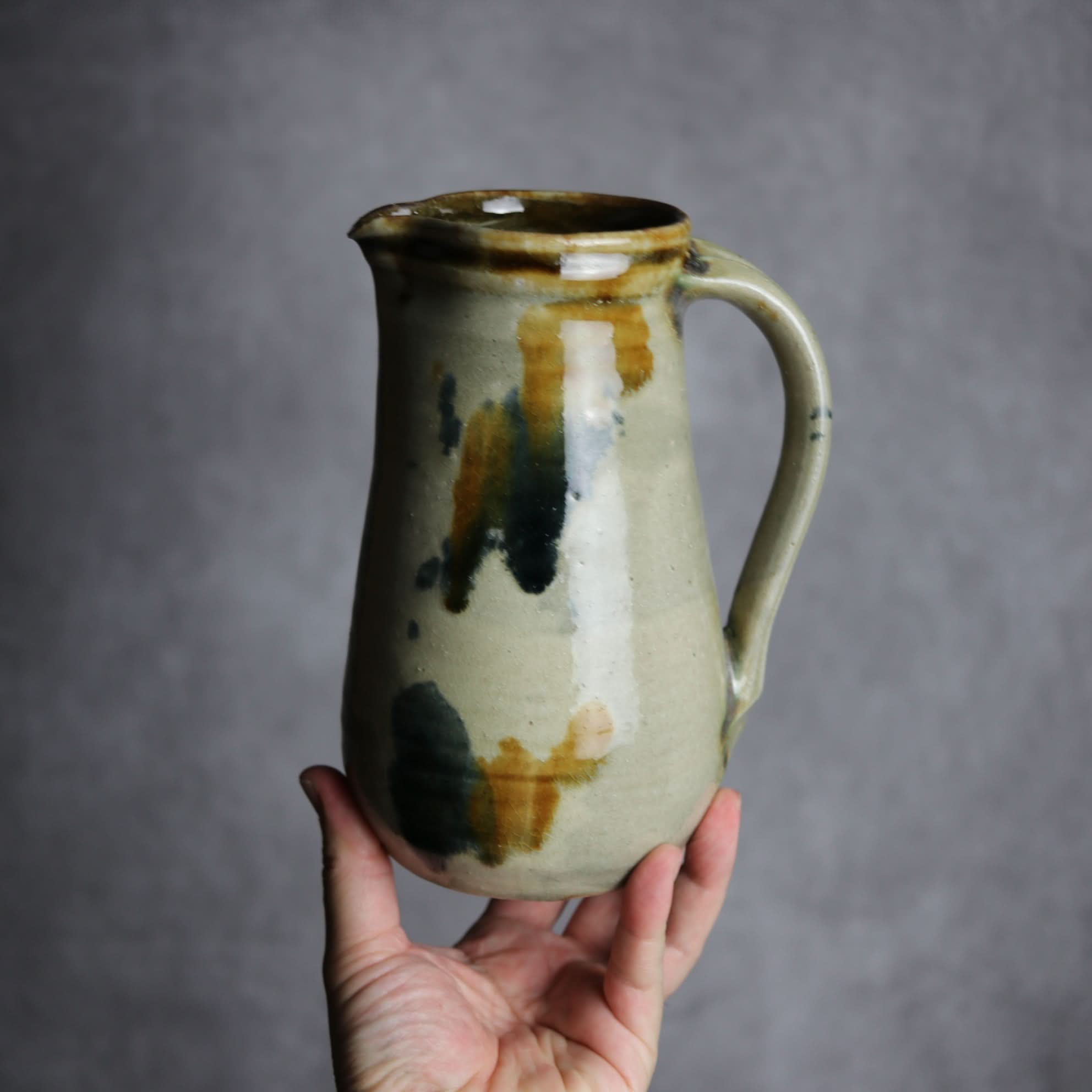 6寸ピッチャー1 飴 呉須釉 点打 やちむん 陶器 北窯 松田米司工房 やちむん 陶器.