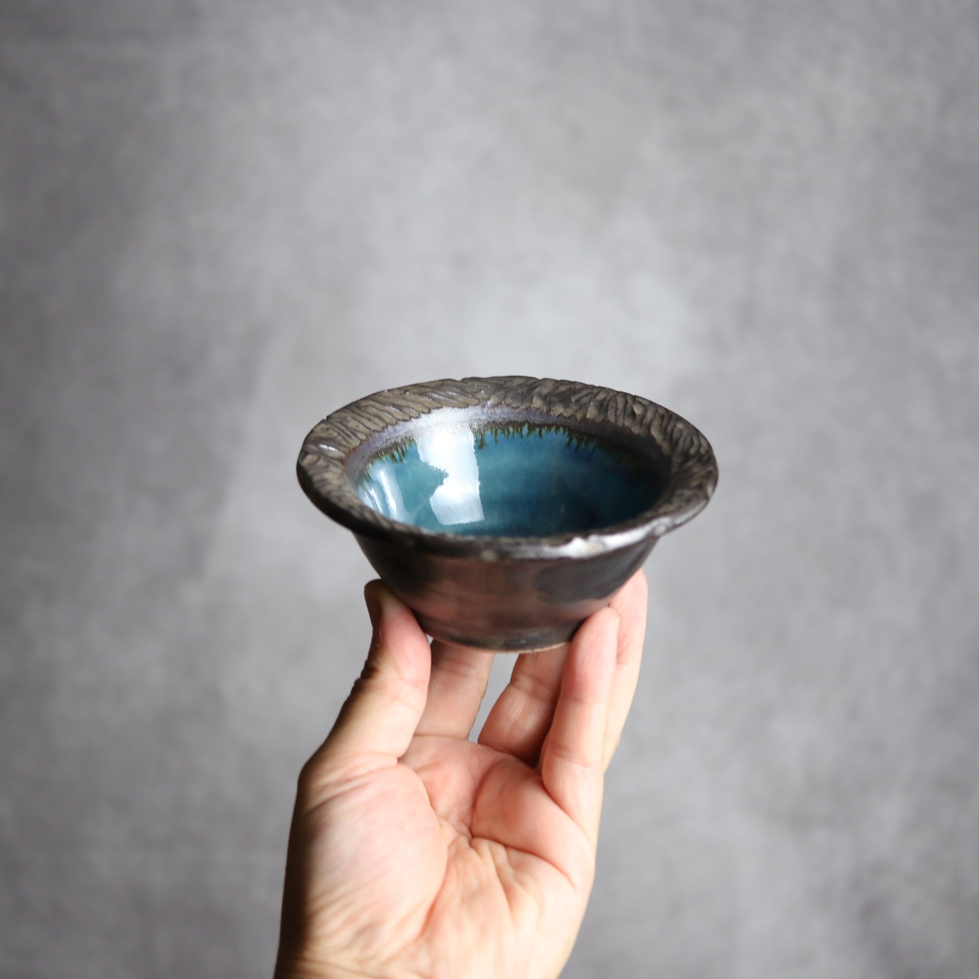 3.5寸ワンブー2 黒 彫り模様 やちむん 陶器 nagaremo やちむん 陶器.