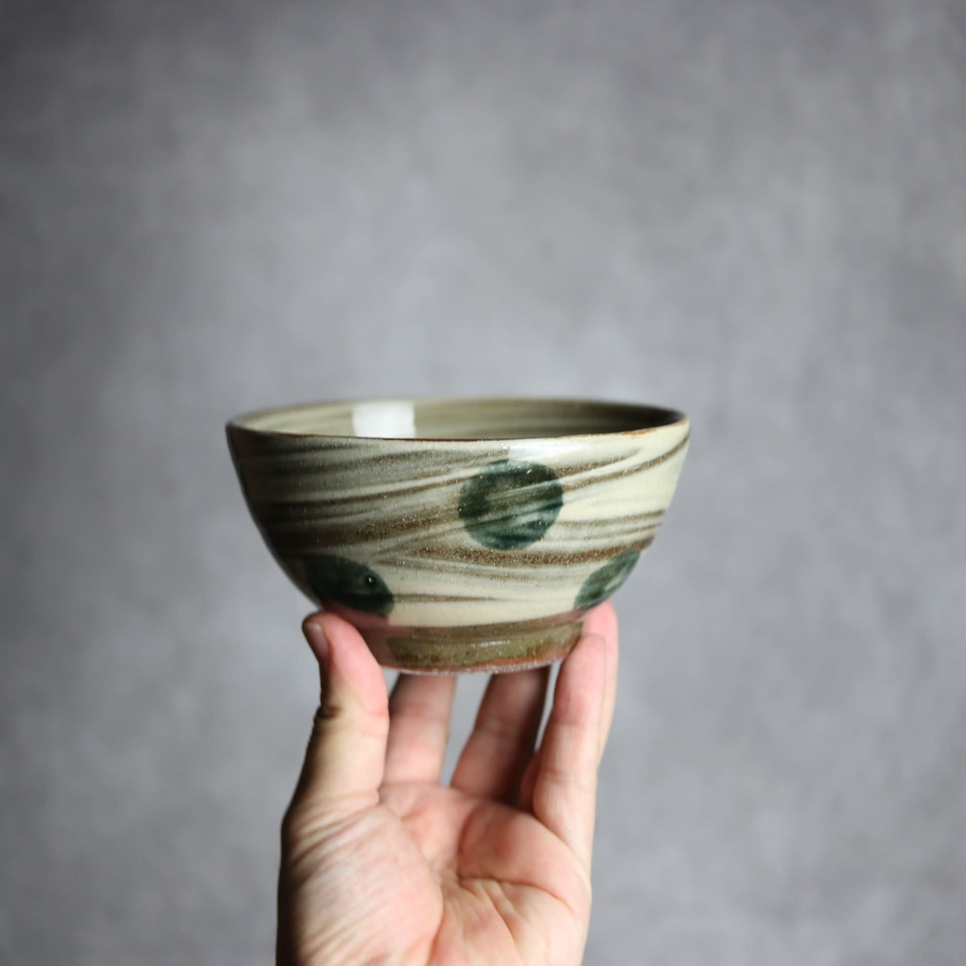 4寸鉢1 呉須釉 刷毛目 点打 やちむん 陶器 北窯 松田米司工房 やちむん 陶器.