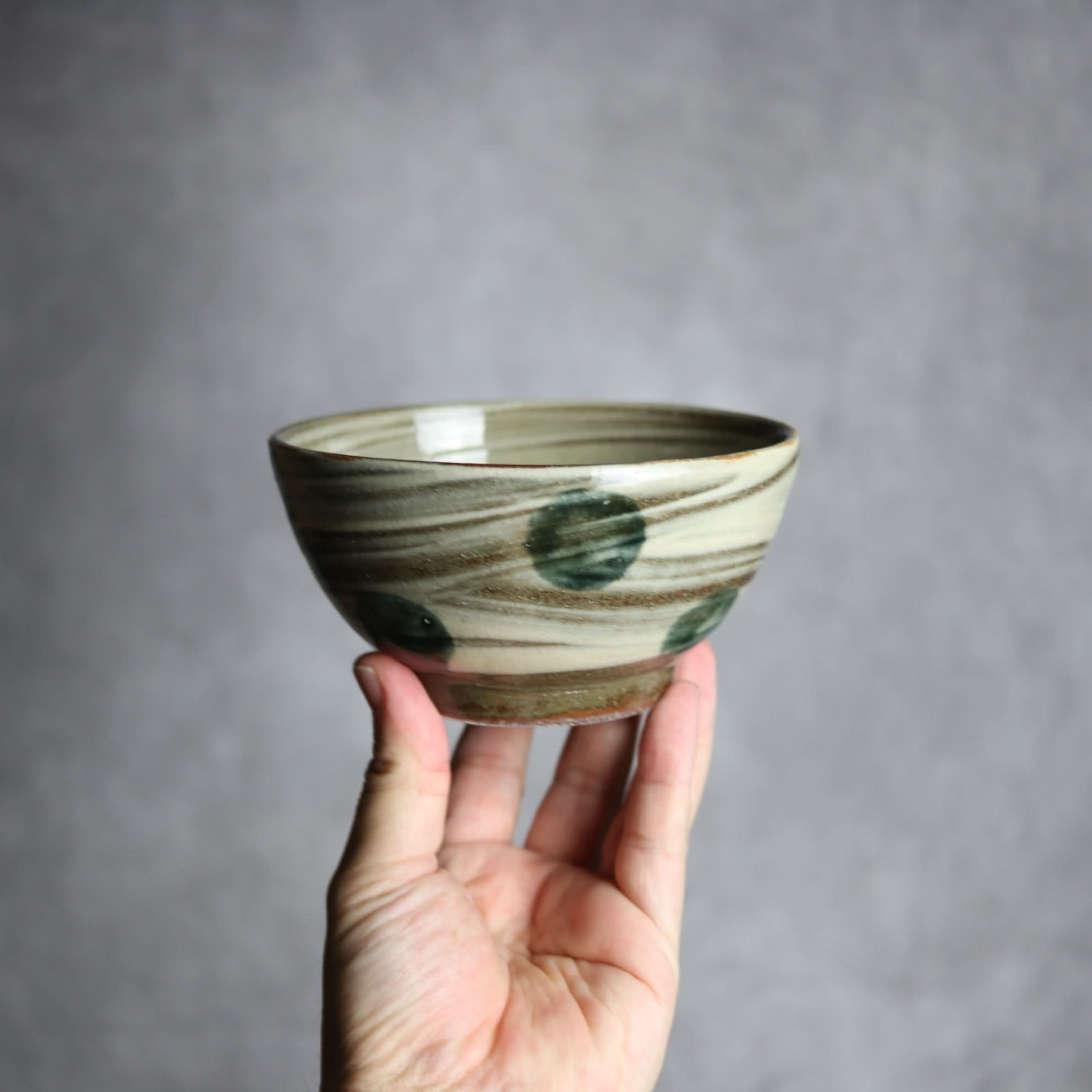 4寸鉢1 呉須釉 刷毛目 点打 やちむん 陶器 北窯 松田米司工房 やちむん 陶器.