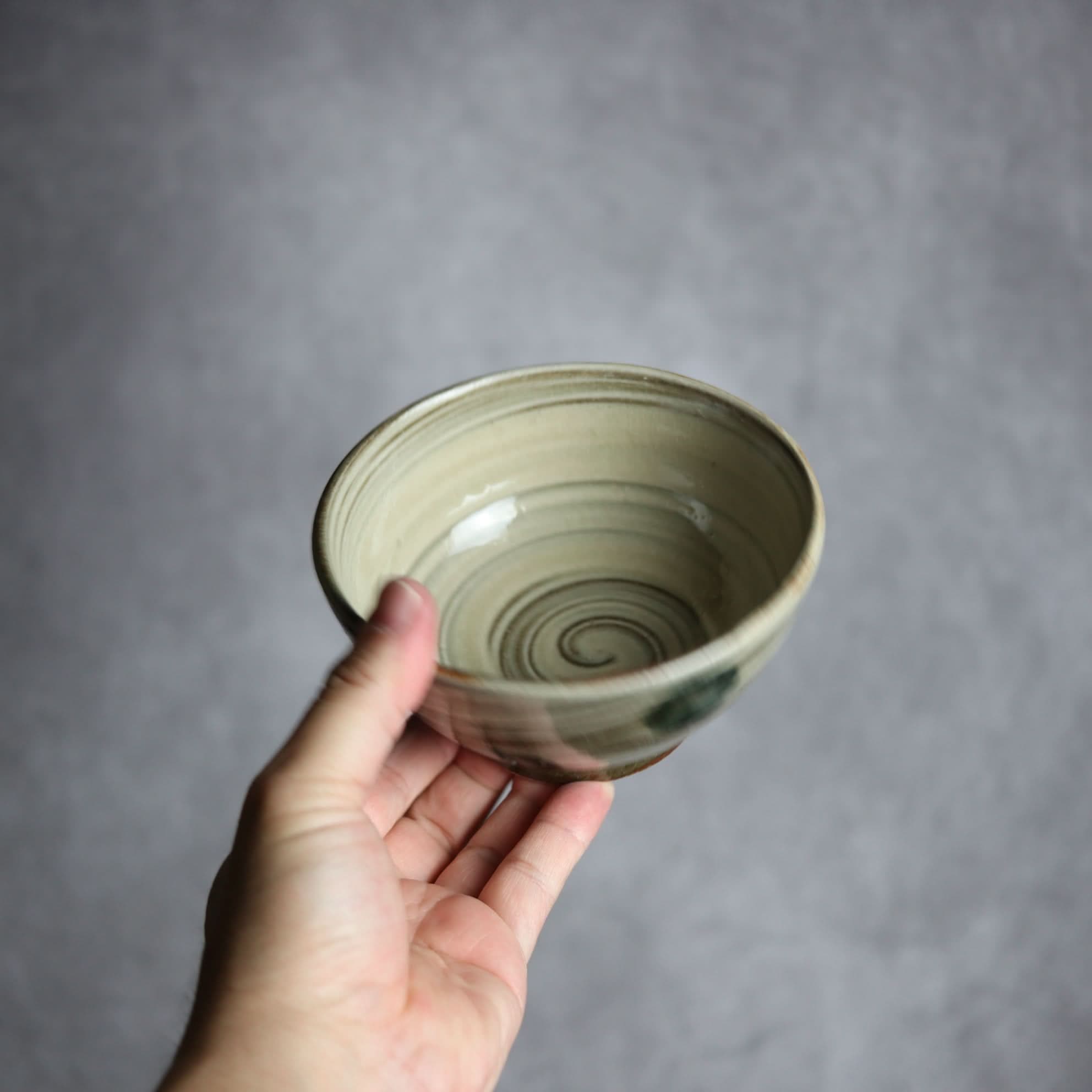 4寸鉢1 呉須釉 刷毛目 点打 やちむん 陶器 北窯 松田米司工房 やちむん 陶器.