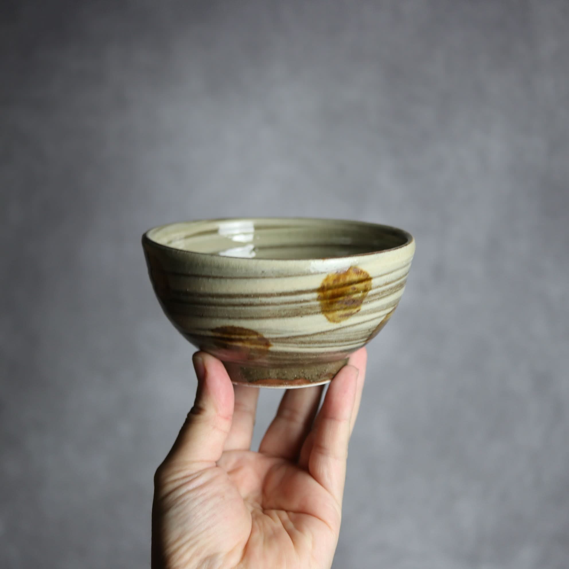 4寸鉢2 飴釉 刷毛目 点打 やちむん 陶器 北窯 松田米司工房 やちむん 陶器.