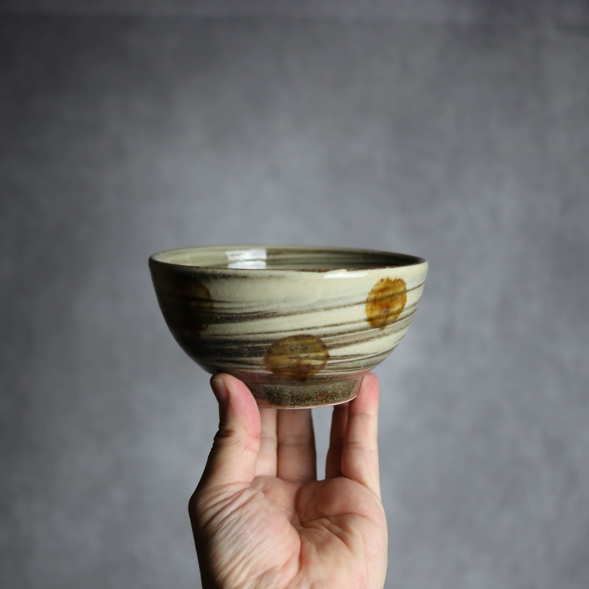 4寸鉢2 飴釉 刷毛目 点打 やちむん 陶器 北窯 松田米司工房 やちむん 陶器.