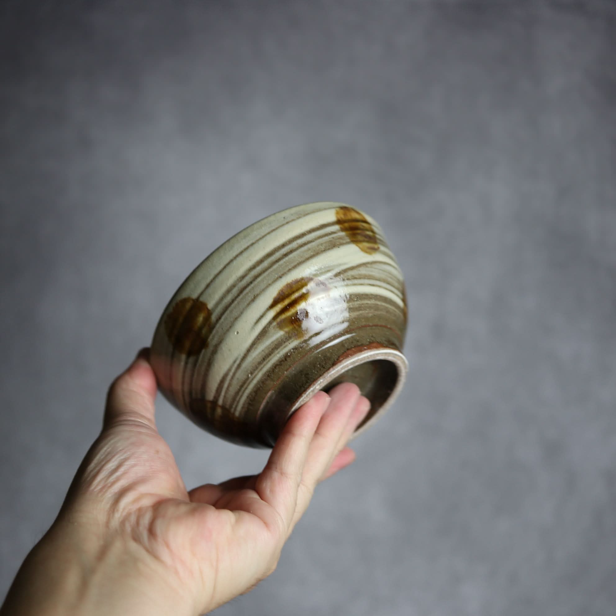 4寸鉢2 飴釉 刷毛目 点打 やちむん 陶器 北窯 松田米司工房 やちむん 陶器.