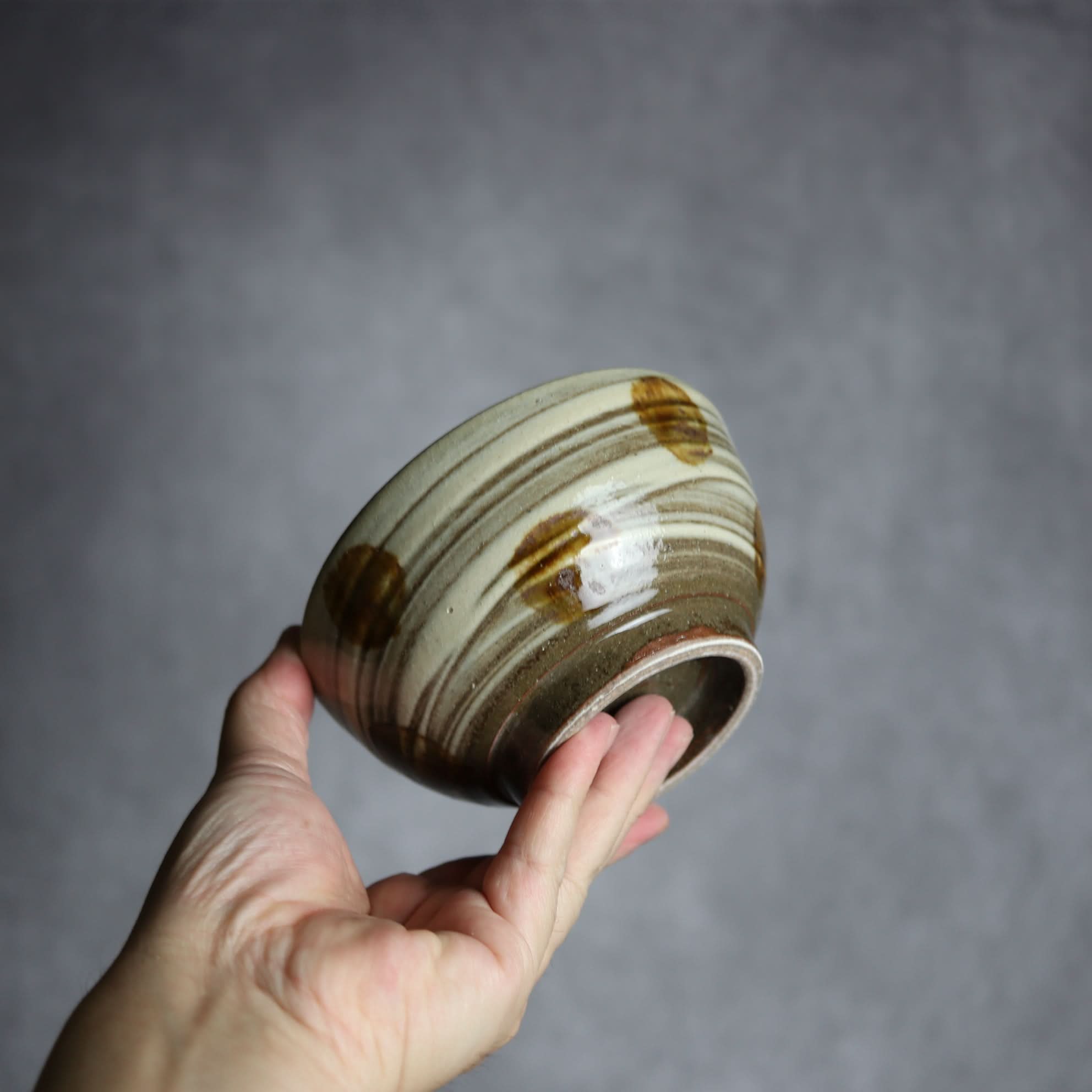 4寸鉢2 飴釉 刷毛目 点打 やちむん 陶器 北窯 松田米司工房 やちむん 陶器.