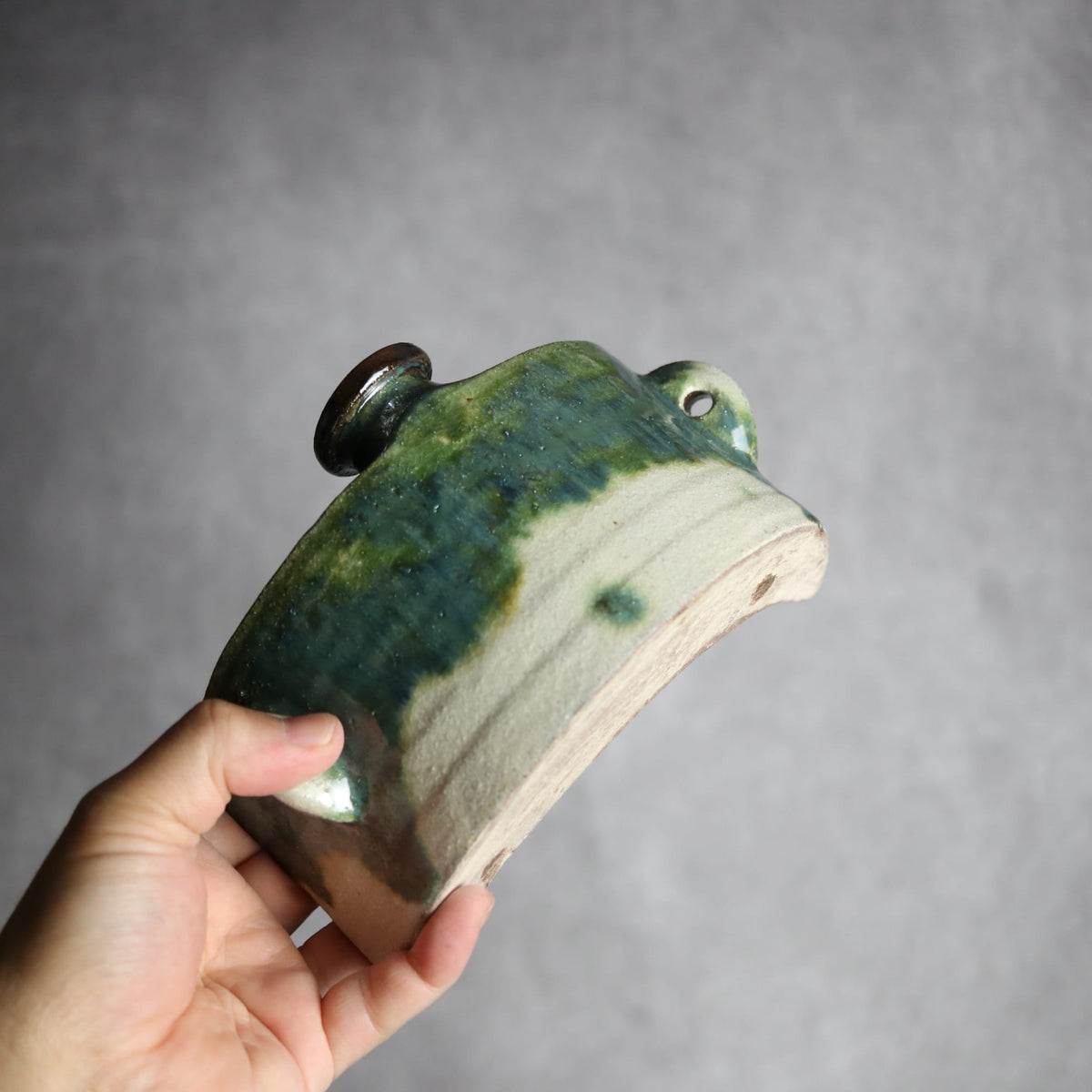 抱瓶1 緑釉 掛釉 やちむん 陶器 榮一工房