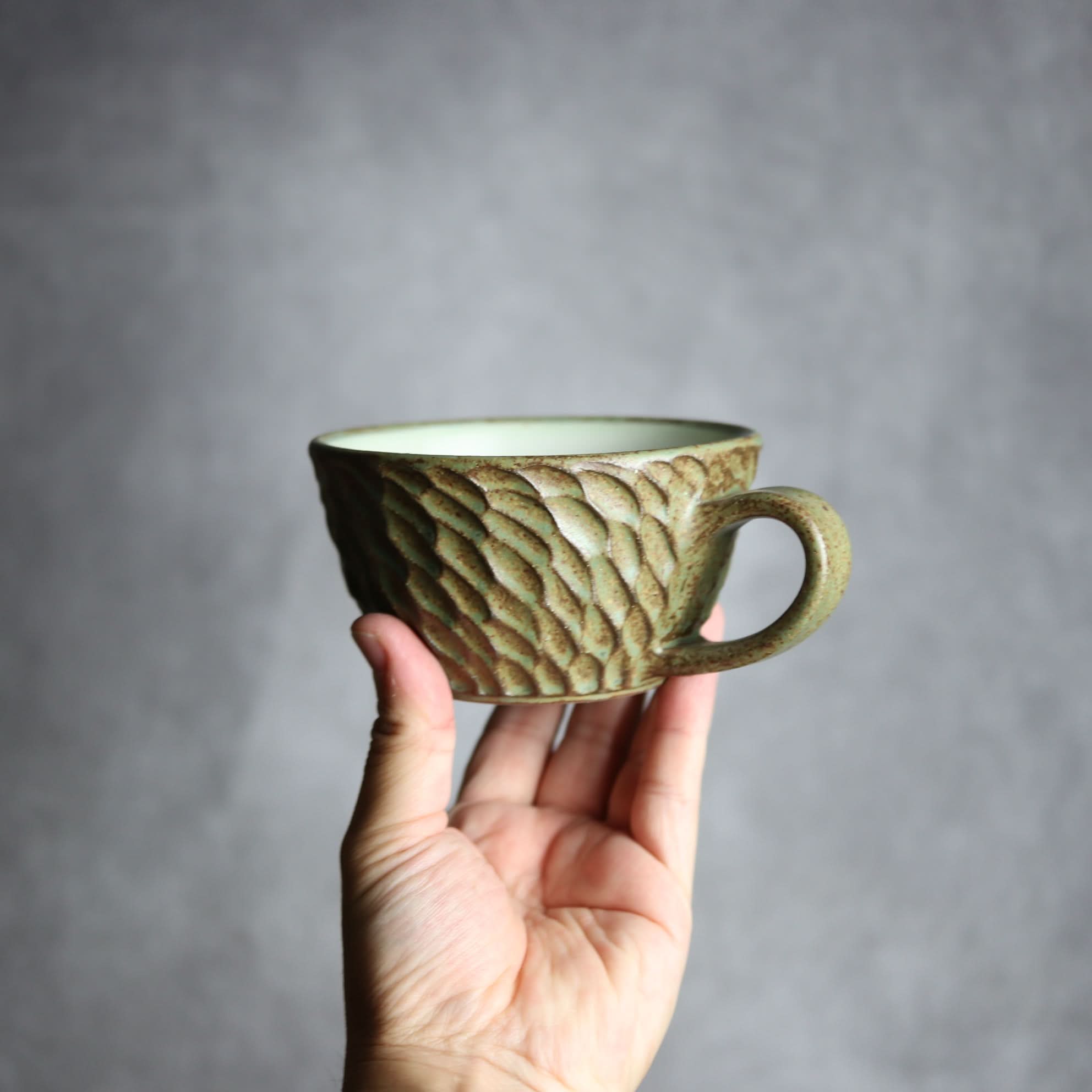 スープマグ1 ナッツ グリーン やちむん 陶器 nagaremo やちむん 陶器.