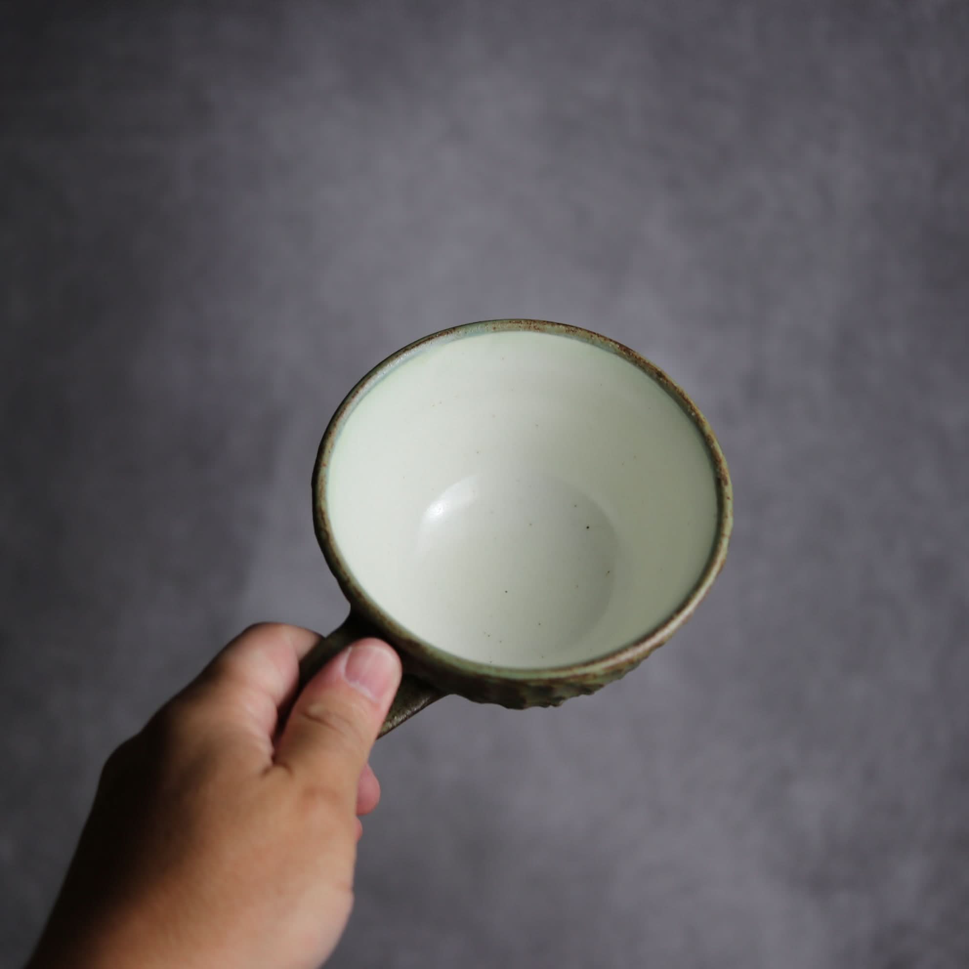 スープマグ1 ナッツ グリーン やちむん 陶器 nagaremo やちむん 陶器.