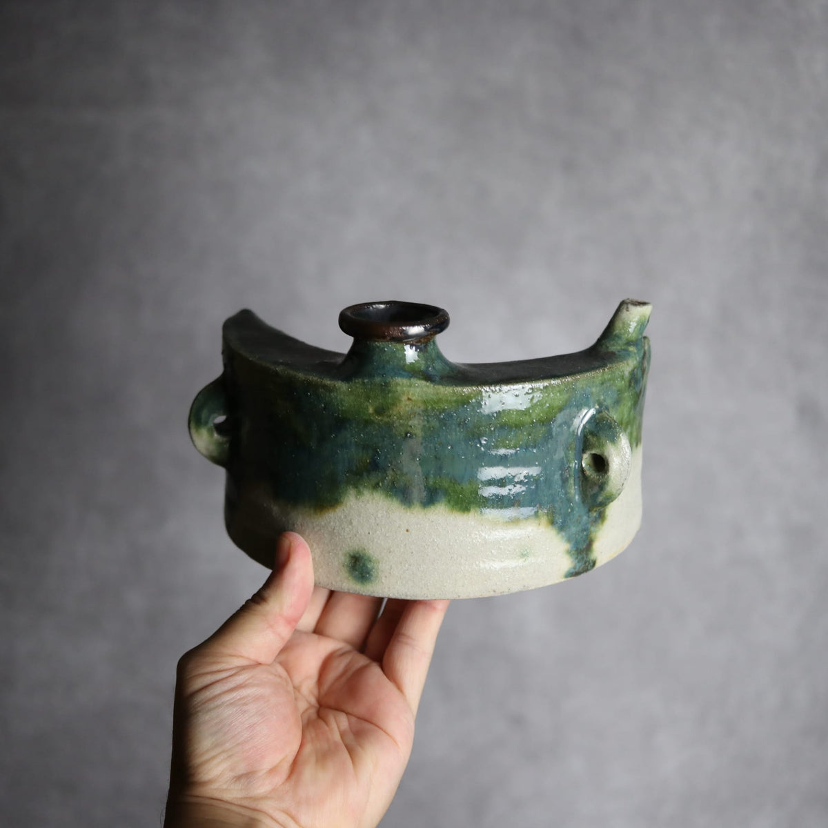 抱瓶1 緑釉 掛釉 やちむん 陶器 榮一工房