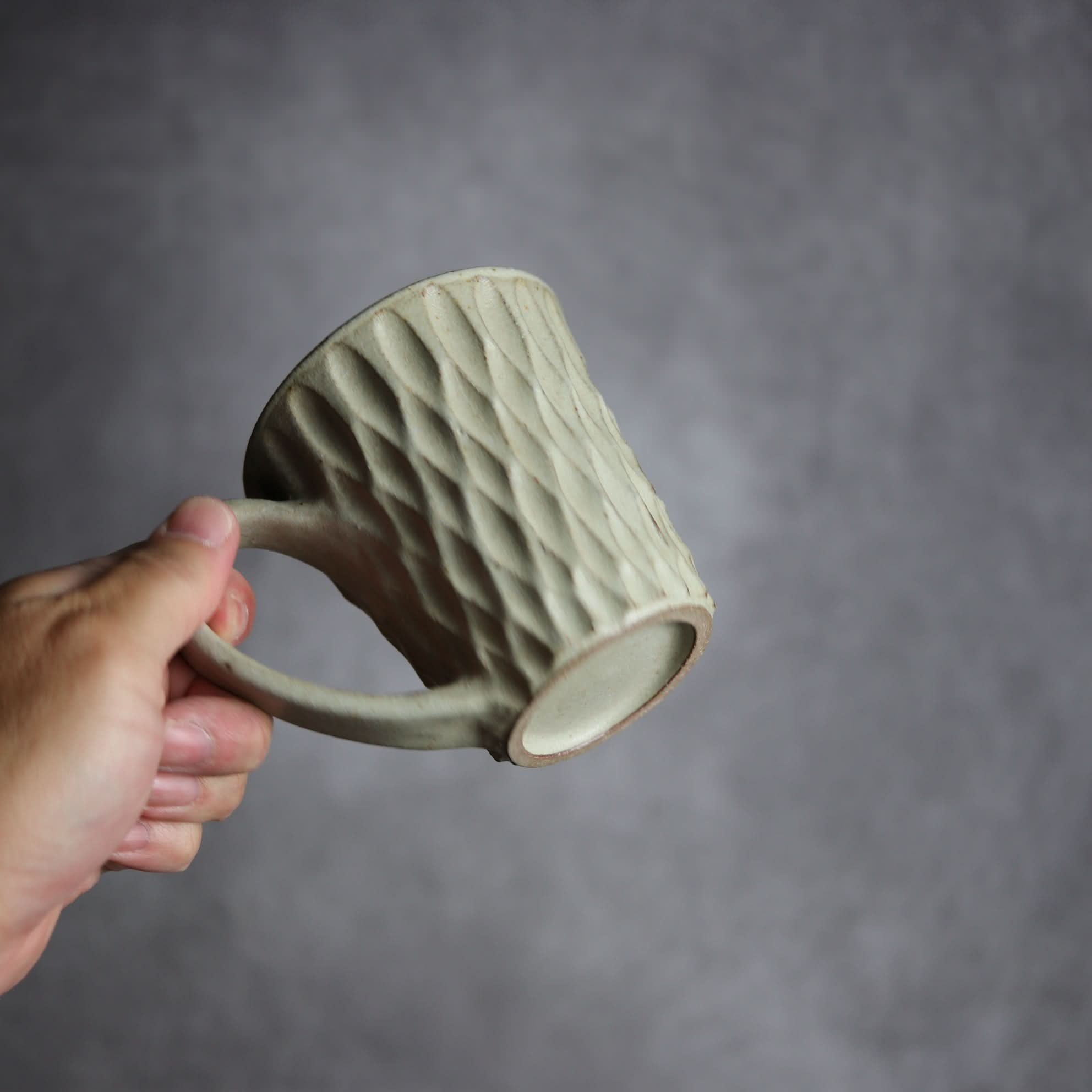 マグカップ1 ナッツ グレー トップワイド やちむん 陶器 nagaremo やちむん 陶器.