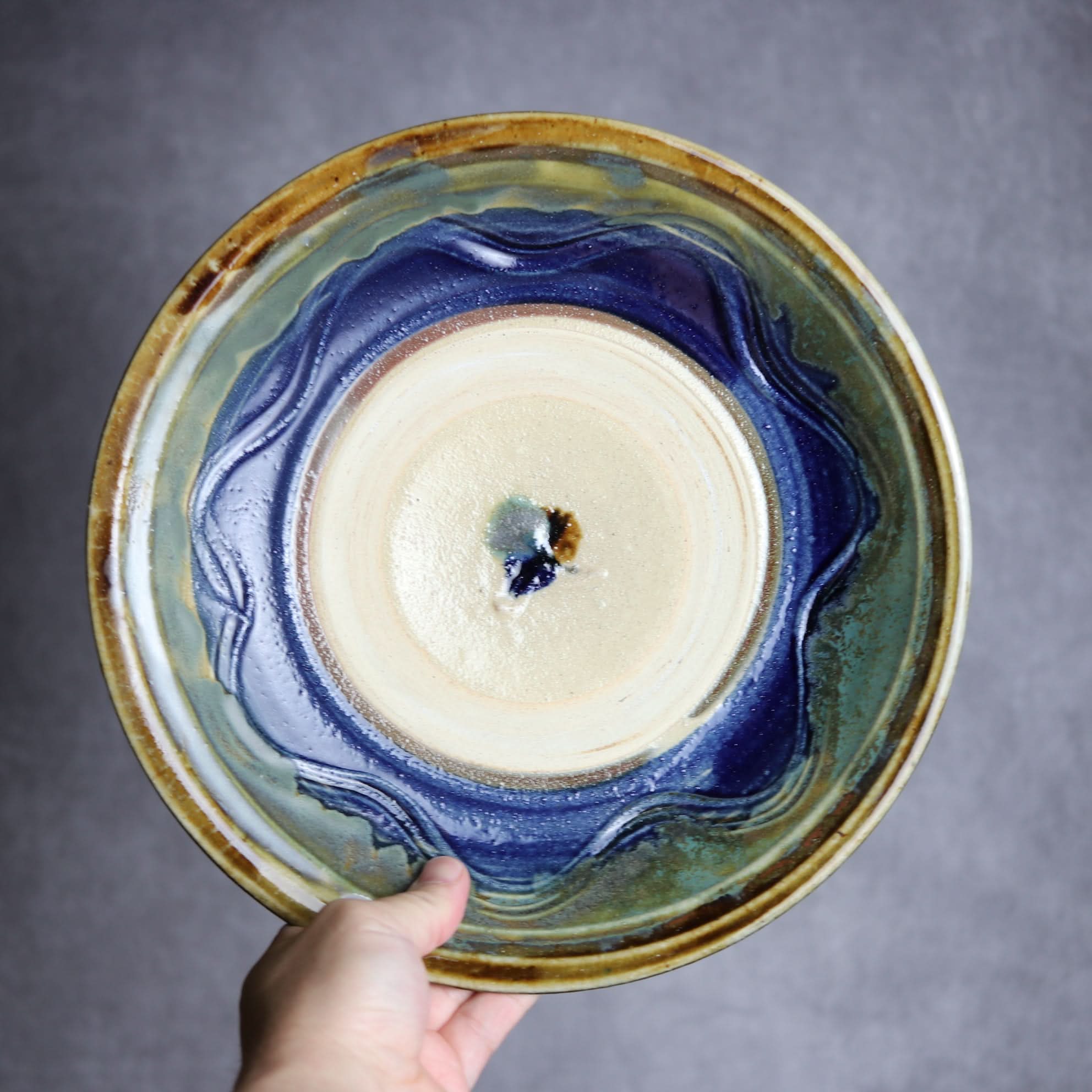 9寸皿1 呉須 緑釉 櫛掻 やちむん 陶器 北窯 宮城正享工房 やちむん 陶器.