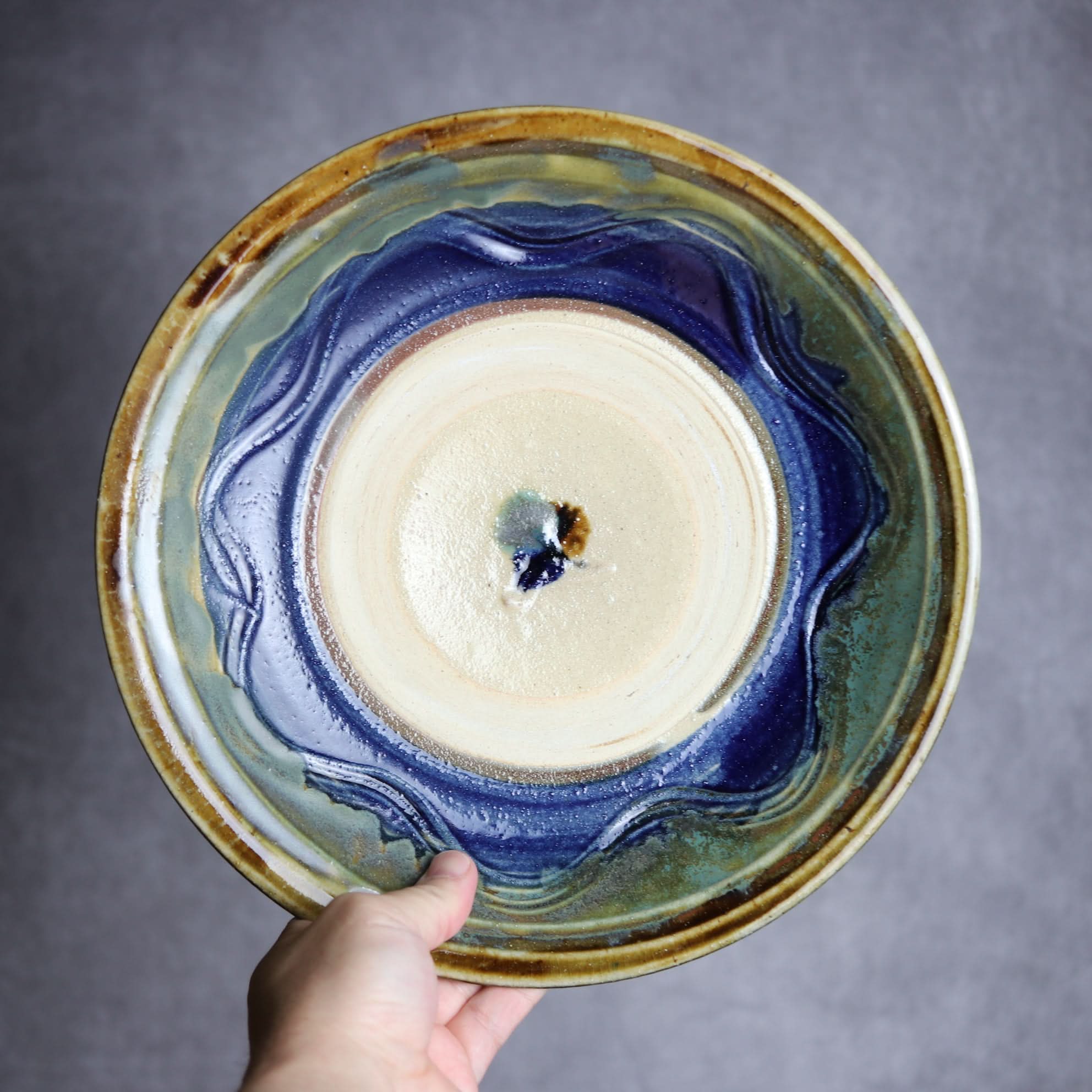 9寸皿1 呉須 緑釉 櫛掻 やちむん 陶器 北窯 宮城正享工房 やちむん 陶器.