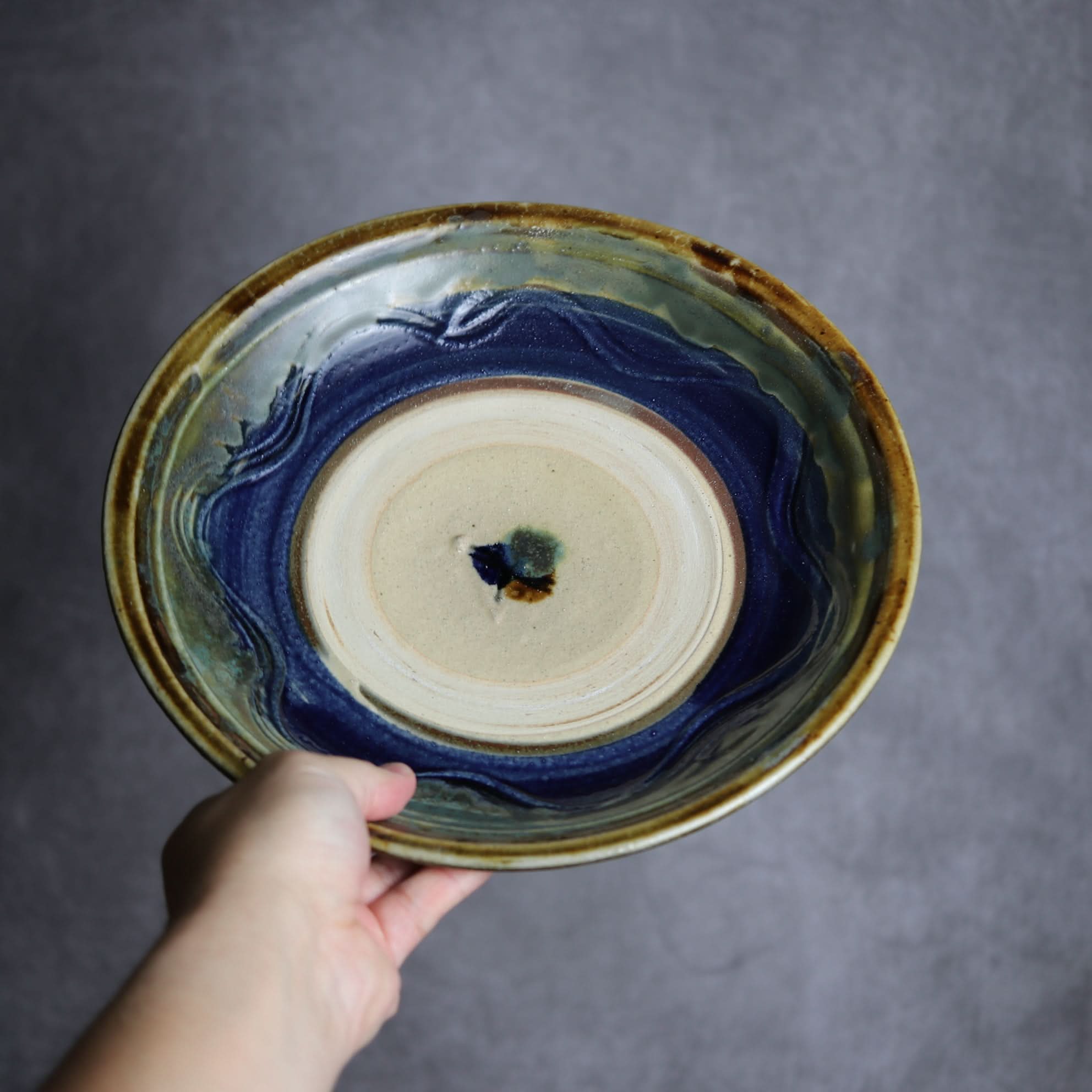 9寸皿1 呉須 緑釉 櫛掻 やちむん 陶器 北窯 宮城正享工房 やちむん 陶器.