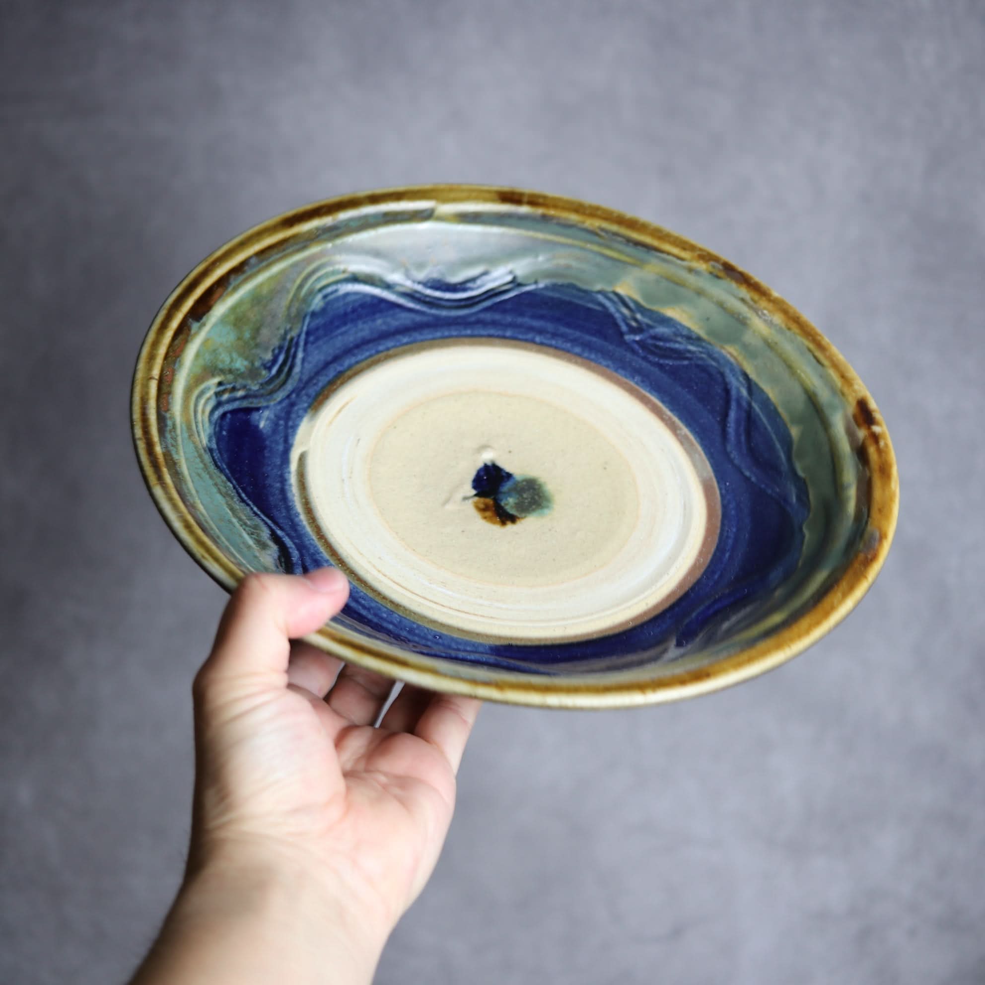 9寸皿1 呉須 緑釉 櫛掻 やちむん 陶器 北窯 宮城正享工房 やちむん 陶器.