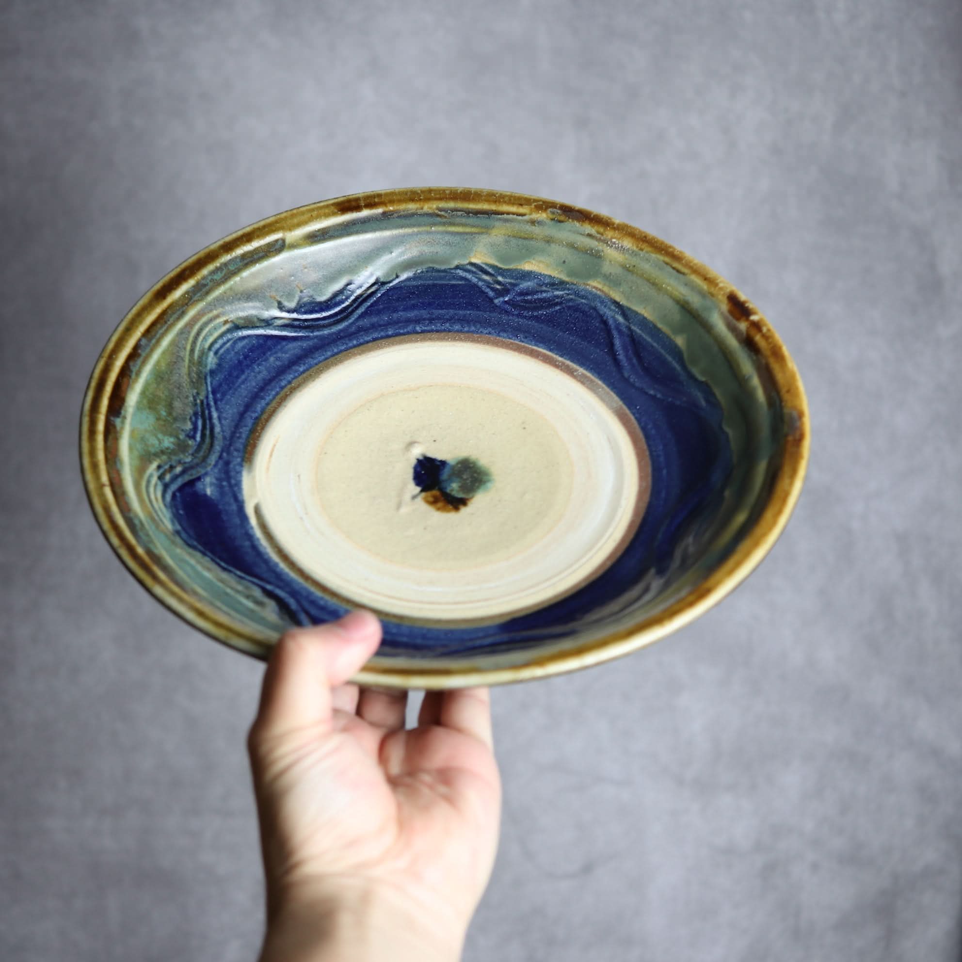 9寸皿1 呉須 緑釉 櫛掻 やちむん 陶器 北窯 宮城正享工房 やちむん 陶器.