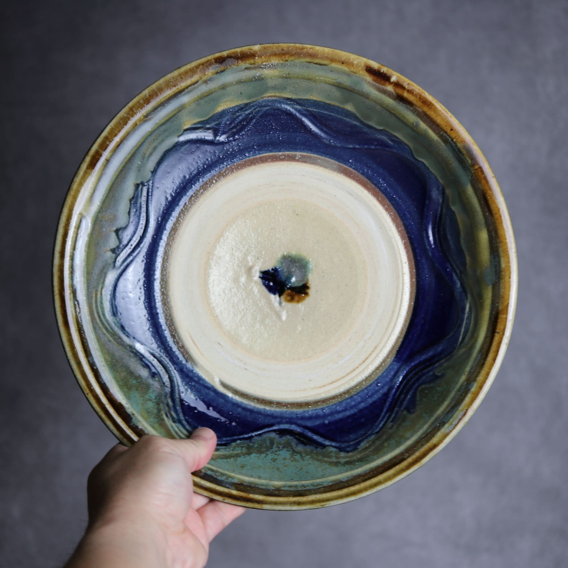 9寸皿1 呉須 緑釉 櫛掻 やちむん 陶器 北窯 宮城正享工房 やちむん 陶器.