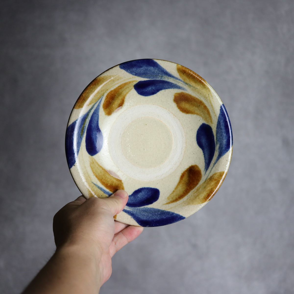 6寸皿1 飴 呉須釉 双葉 やちむん 陶器 北窯 松田共司工房