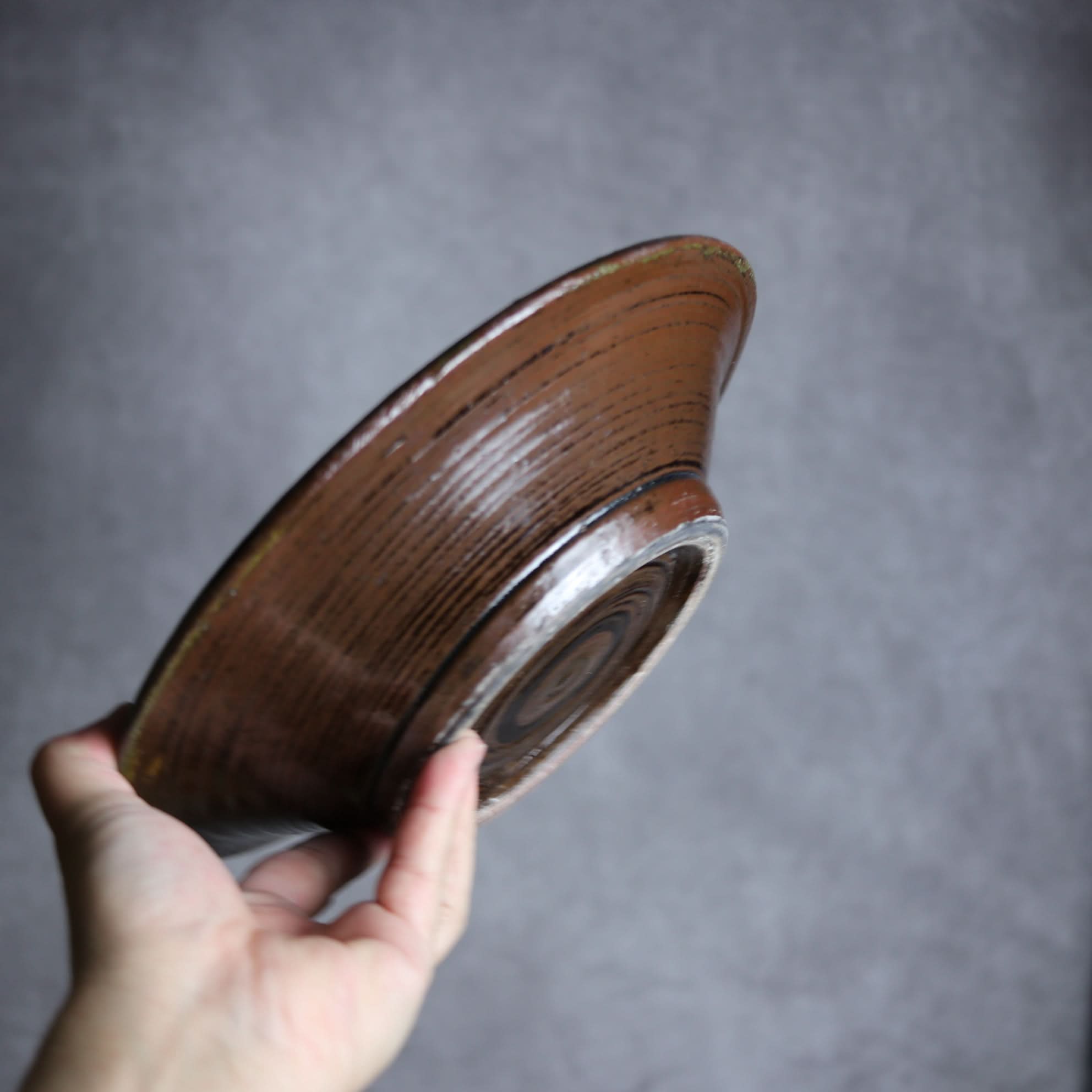 8寸皿1 呉須釉 飛鉋 やちむん 陶器 北窯 宮城正享工房 やちむん 陶器.