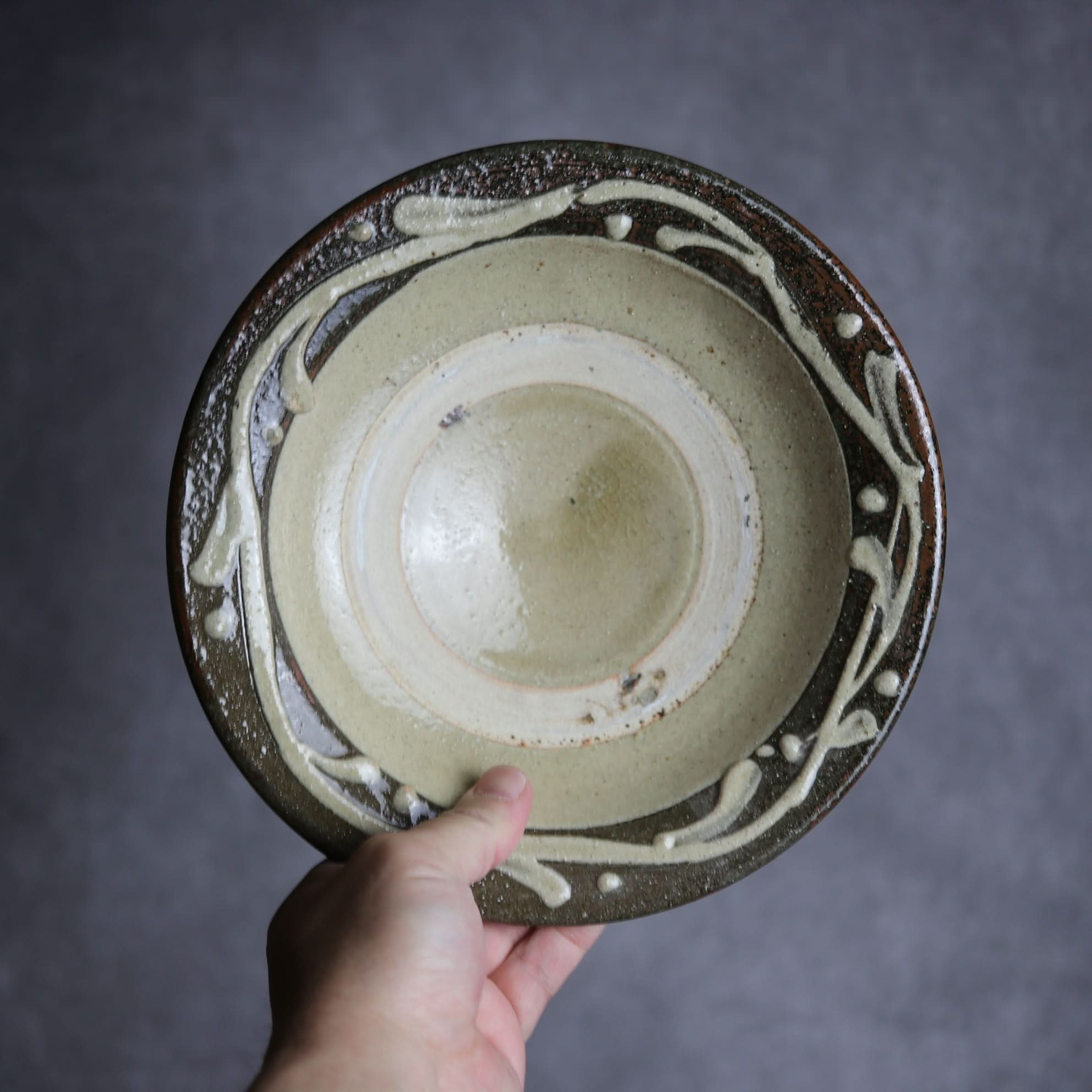 7寸皿1 イッチン 唐草 やちむん 陶器 北窯 宮城正享工房 やちむん 陶器.