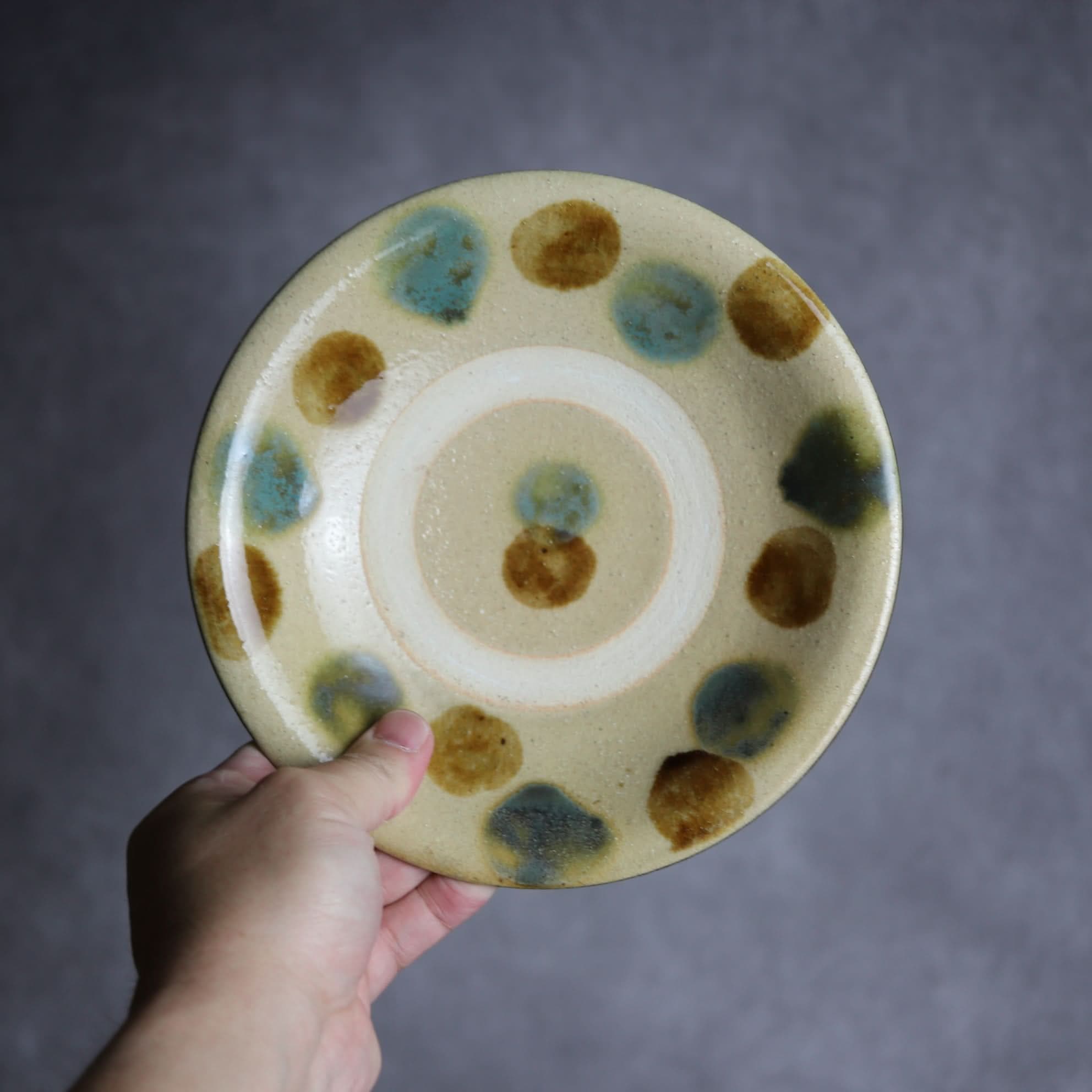 6寸皿1 三彩 点打 やちむん 陶器 北窯 宮城正享工房 やちむん 陶器.