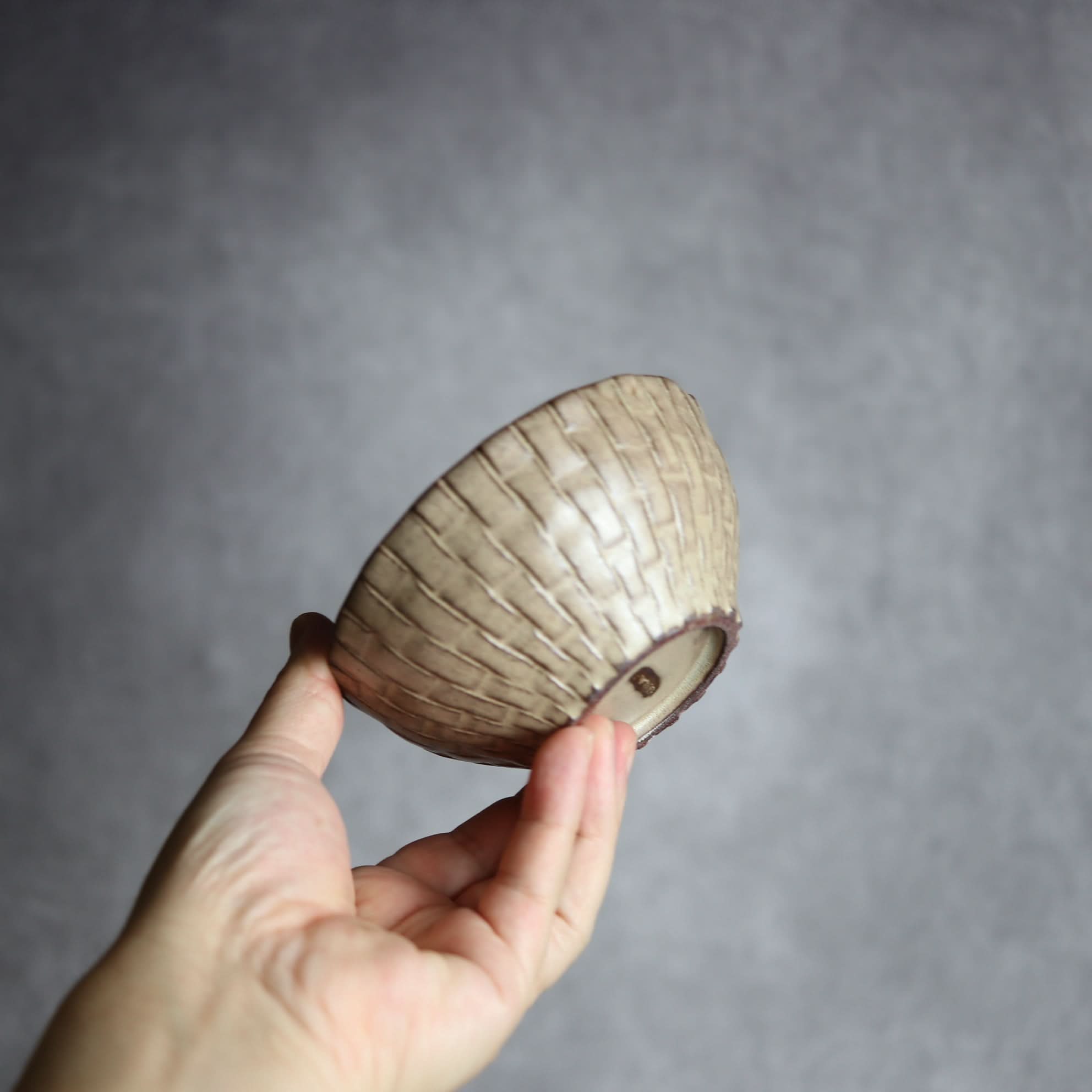 4寸ごはん茶碗 編込紋 サンドベージュ1 やちむん 陶器 cerca やちむん 陶器.