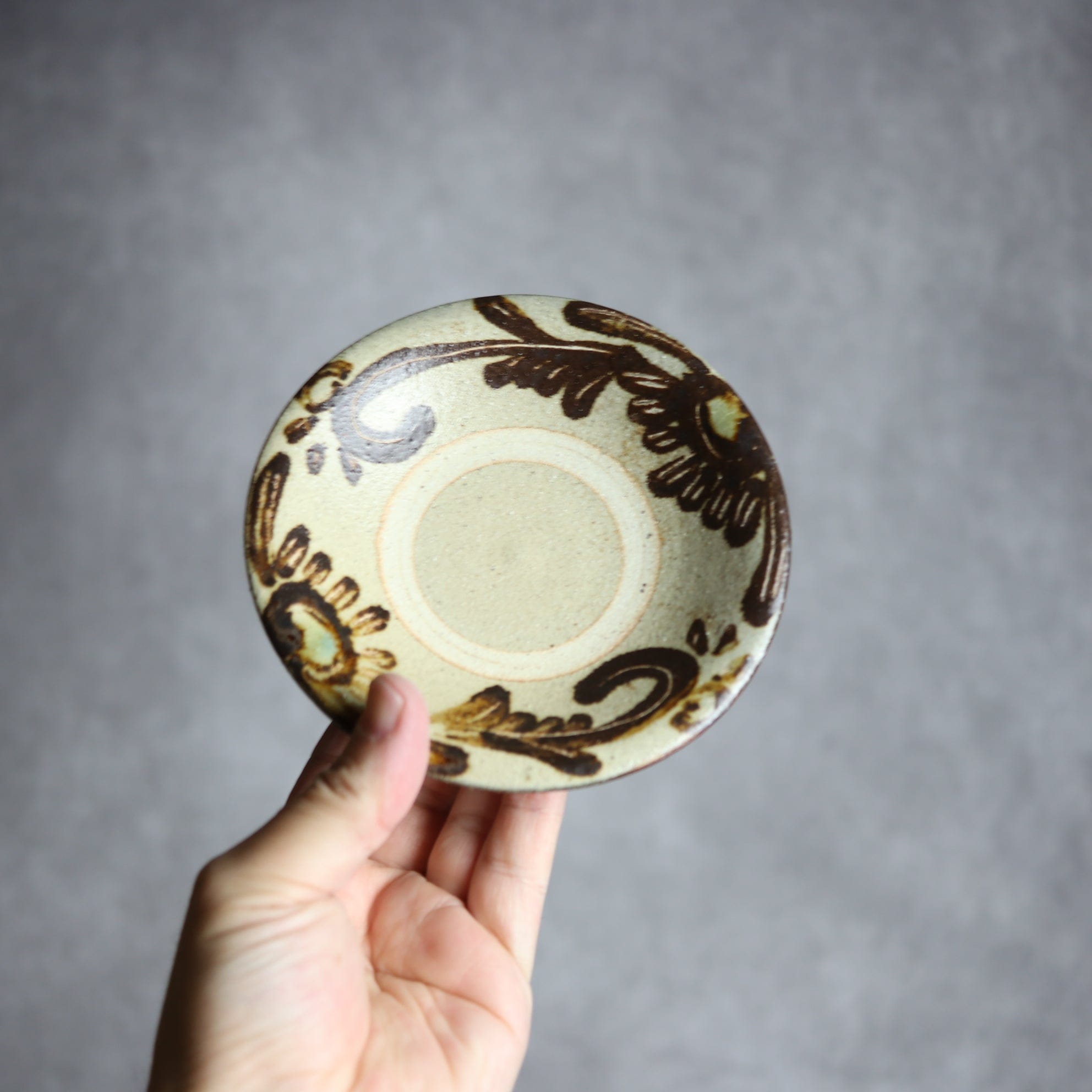 4寸皿3 飴釉 菊唐草 やちむん 陶器 北窯 宮城正享工房 やちむん 陶器.