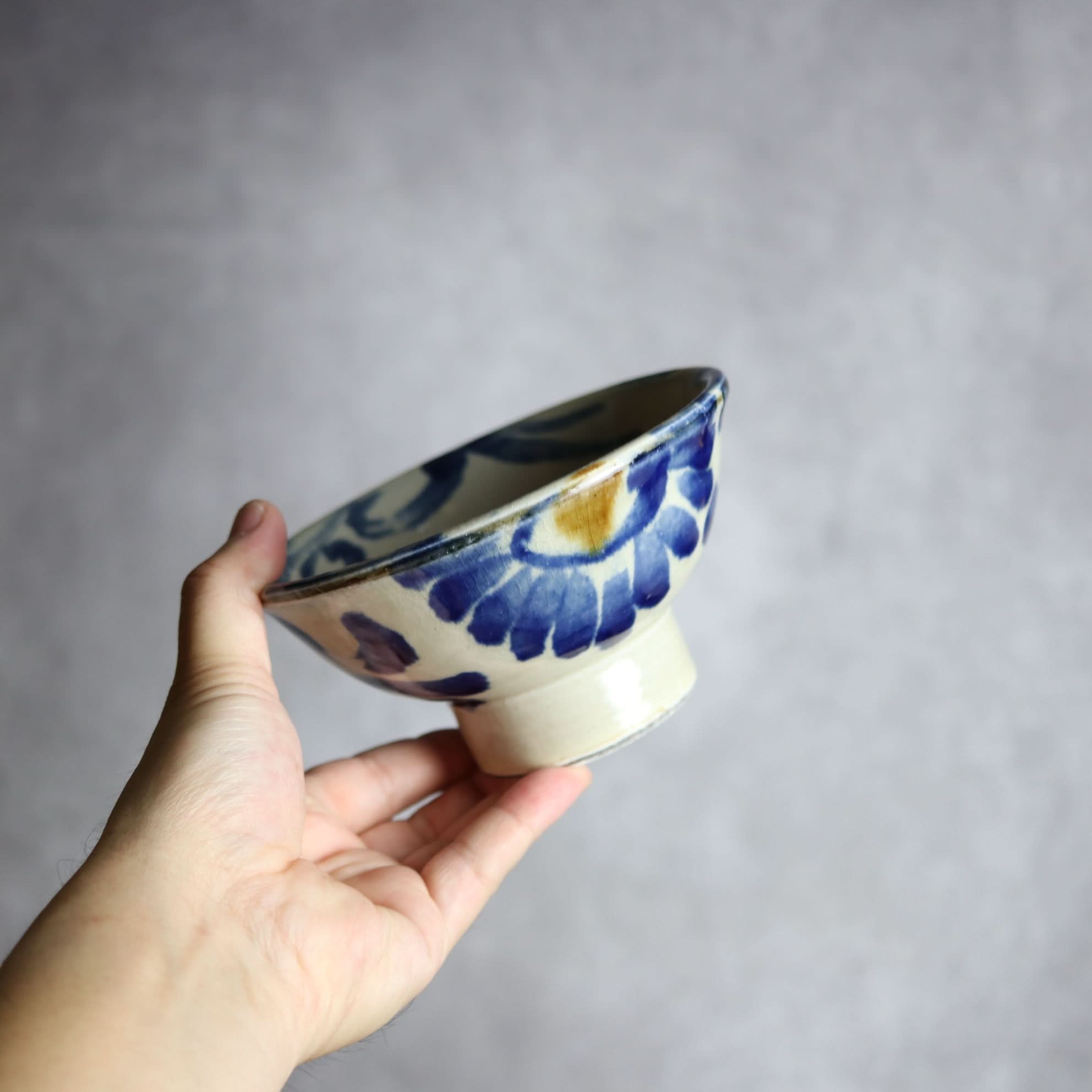 4.5寸マカイ2 飴 呉須釉 菊唐草 やちむん 陶器 茂生窯 陶器.