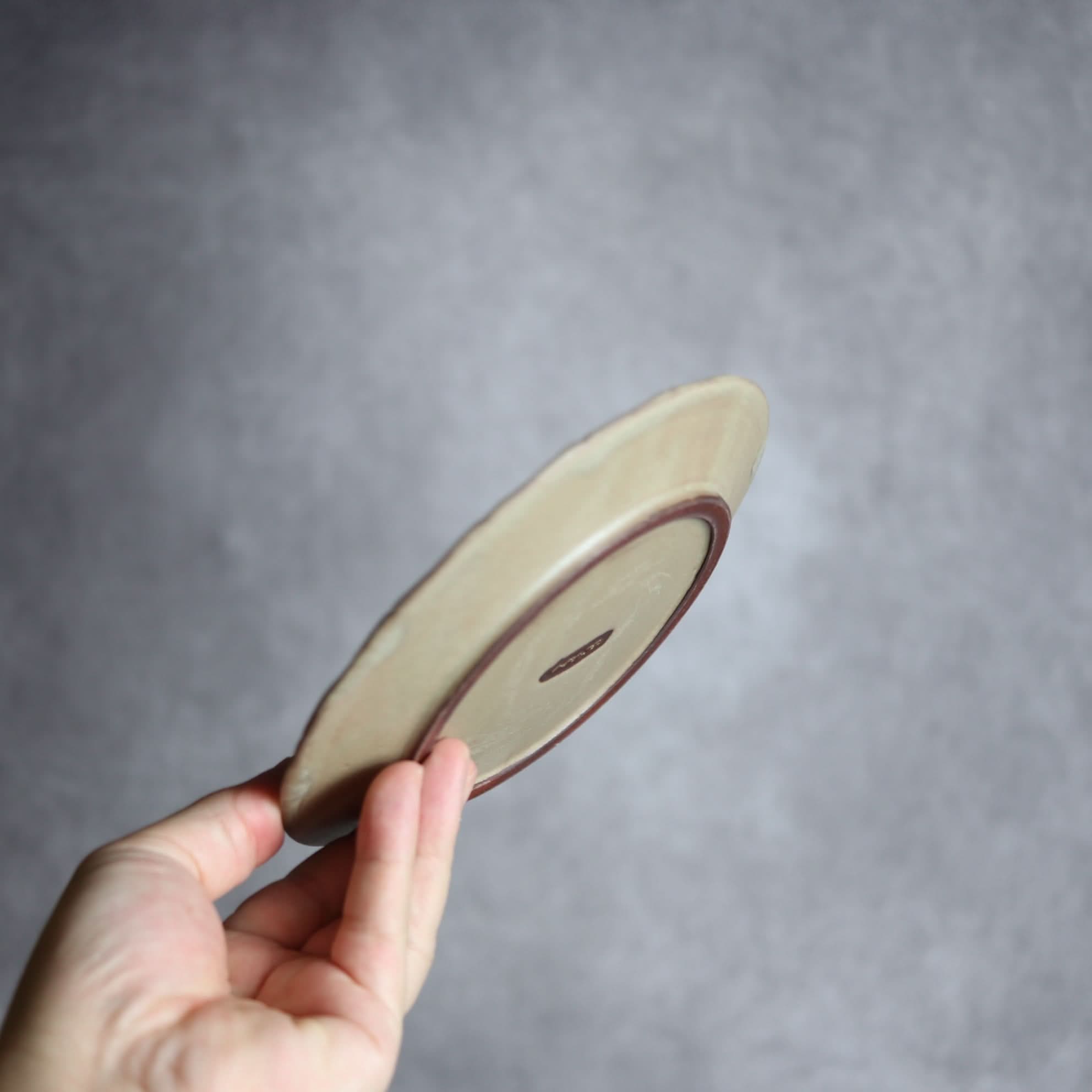 リム5寸プレート1 サンドベージュ 菱形紋 やちむん 陶器 cerca やちむん 陶器.