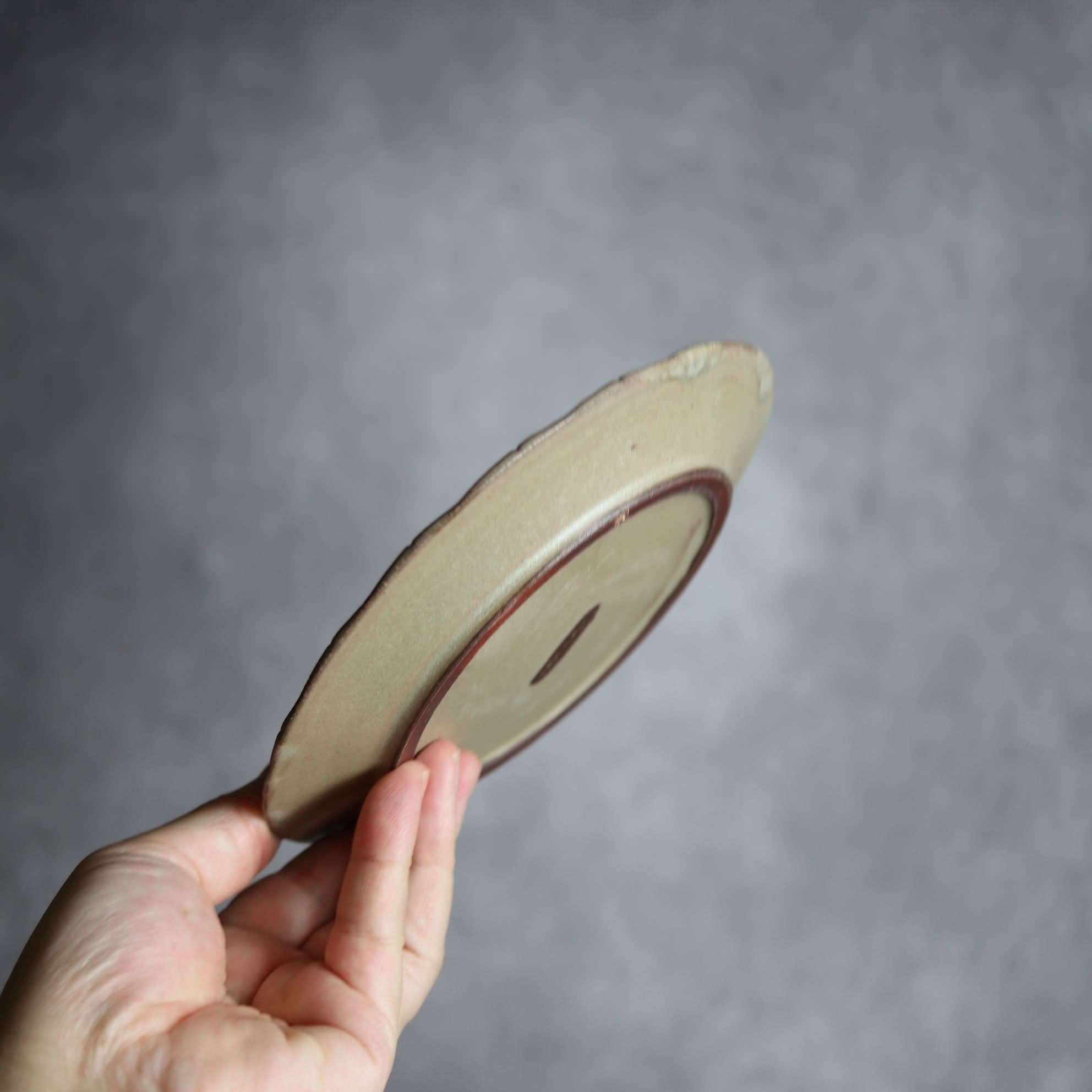 リム5寸プレート1 サンドベージュ 菱形紋 やちむん 陶器 cerca やちむん 陶器.