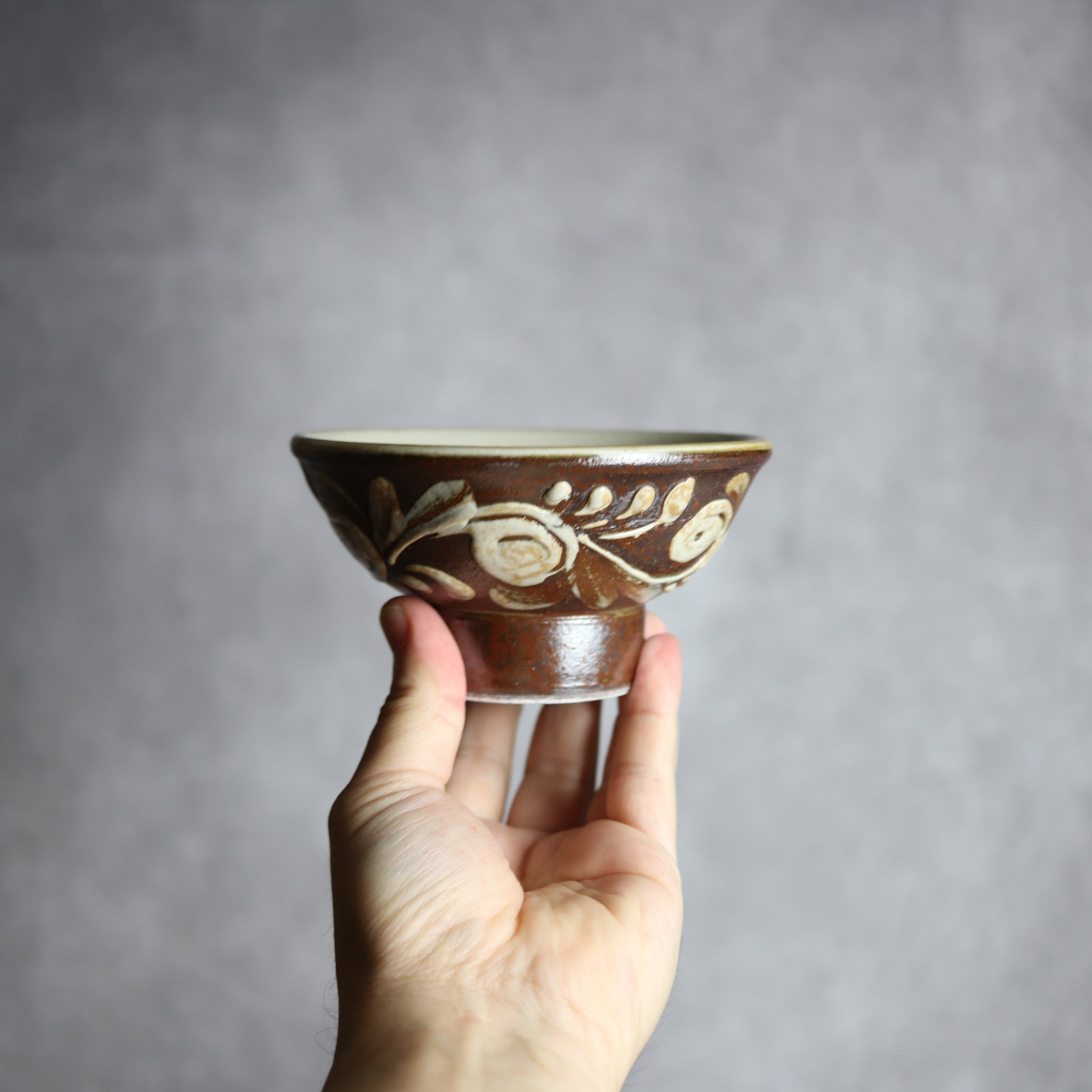 茂生窯 - 4寸マカイ3 イッチン 唐草 やちむん 陶器 茂生窯 - mundasui