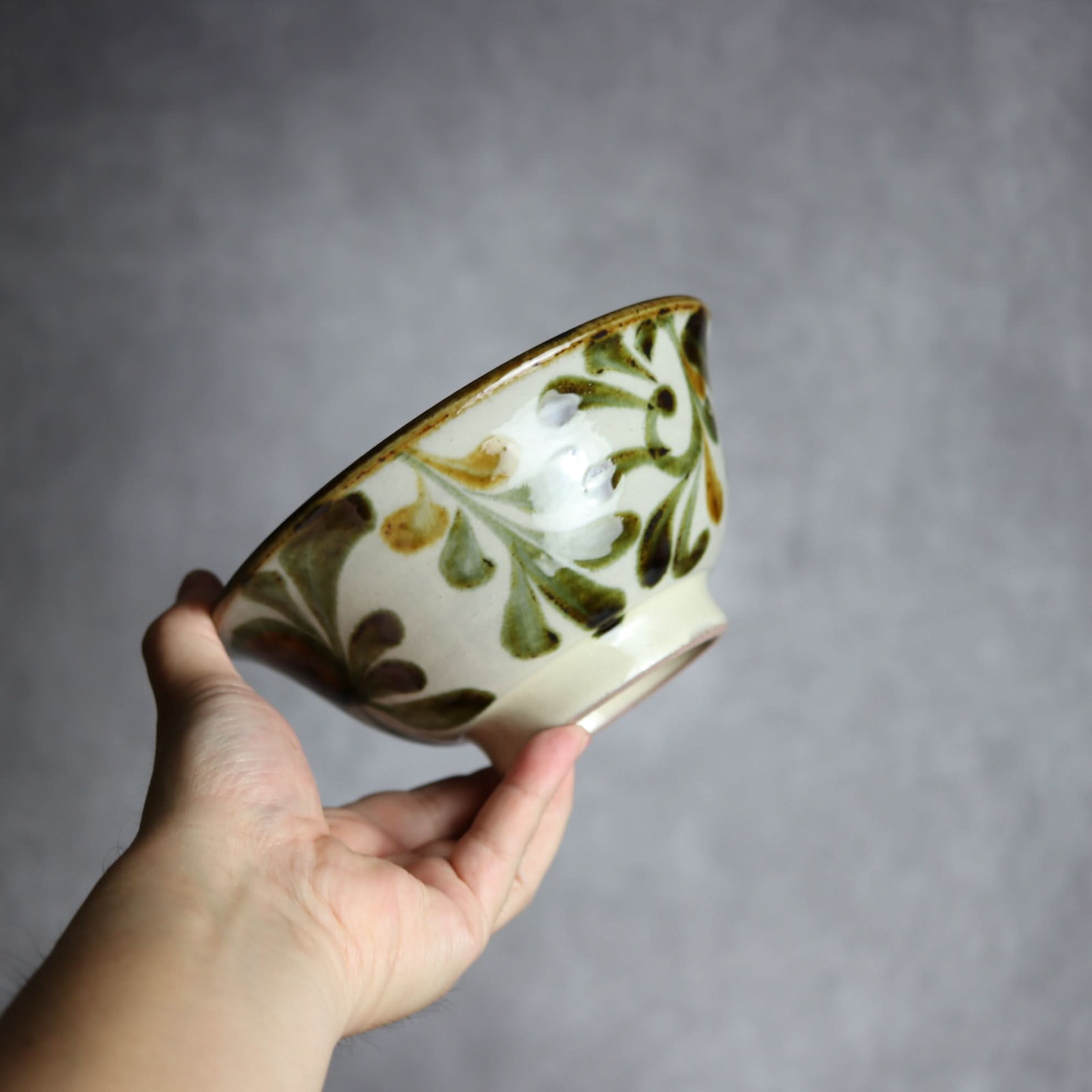 5寸マカイ 黒呉須唐草 やちむん 陶器 陶眞窯 やちむん 陶器.