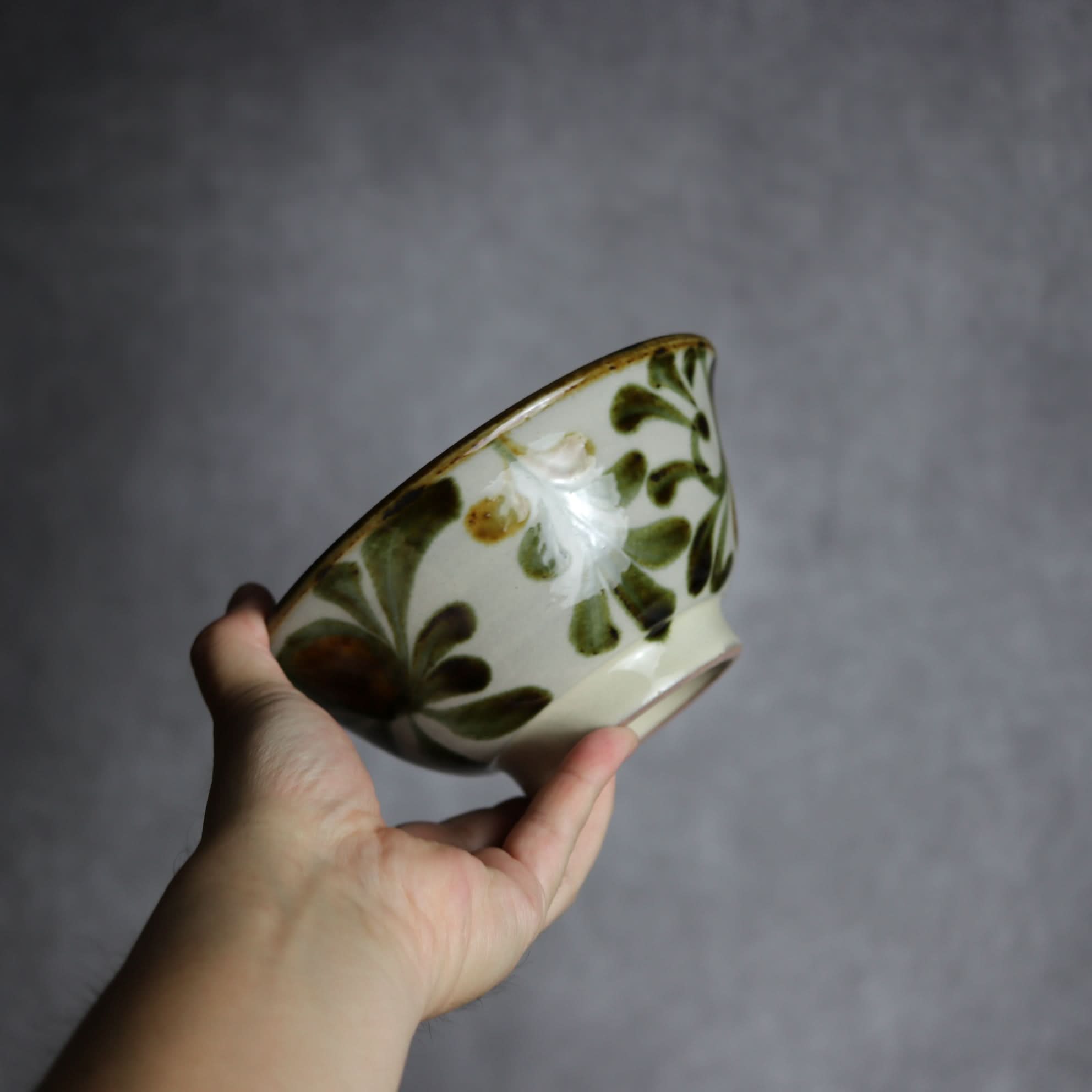 5寸マカイ 黒呉須唐草 やちむん 陶器 陶眞窯 やちむん 陶器.