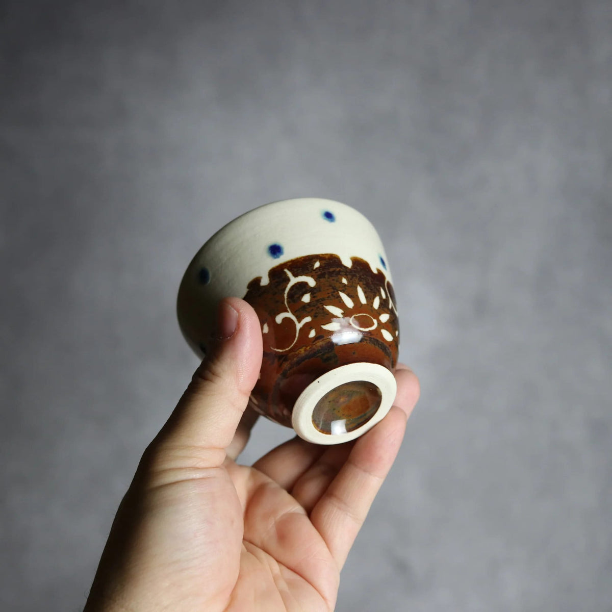丸湯呑 飴釉 唐草 やちむん 陶器 高江洲陶磁器