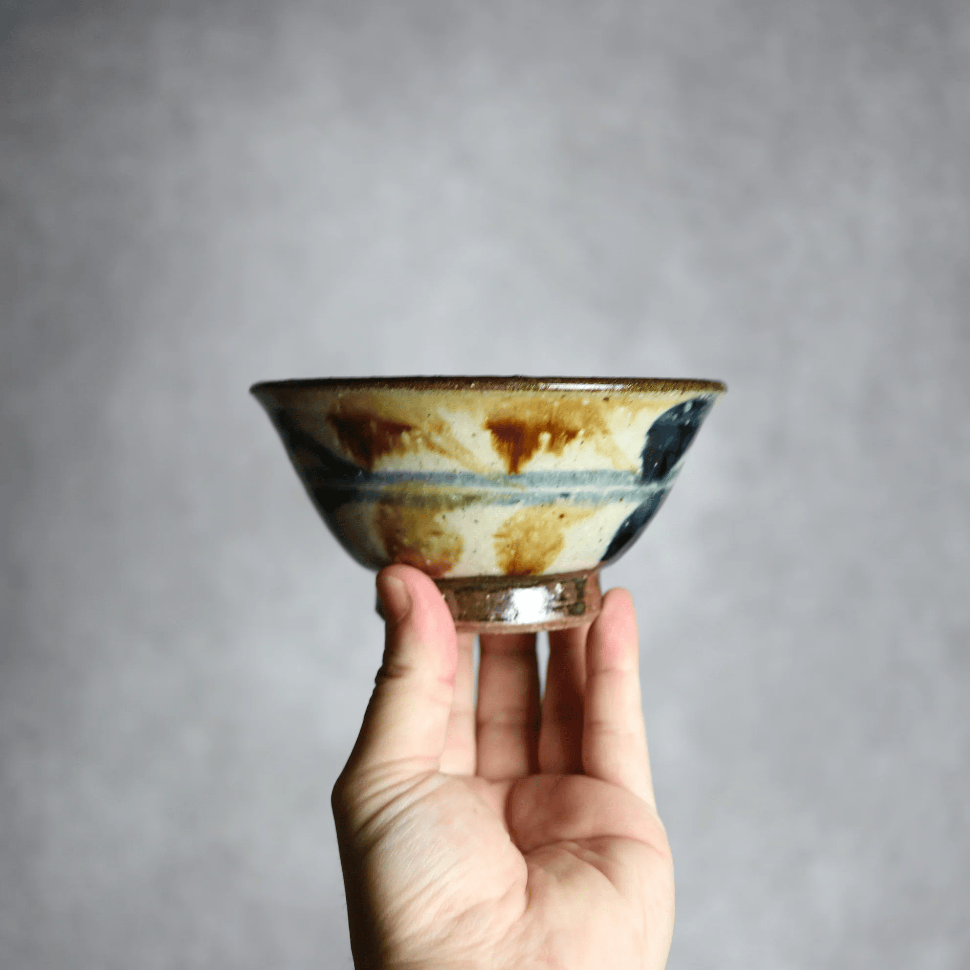 4寸マカイ 紺 茶 デイゴ柄 やちむん 陶器 陶芸こまがた