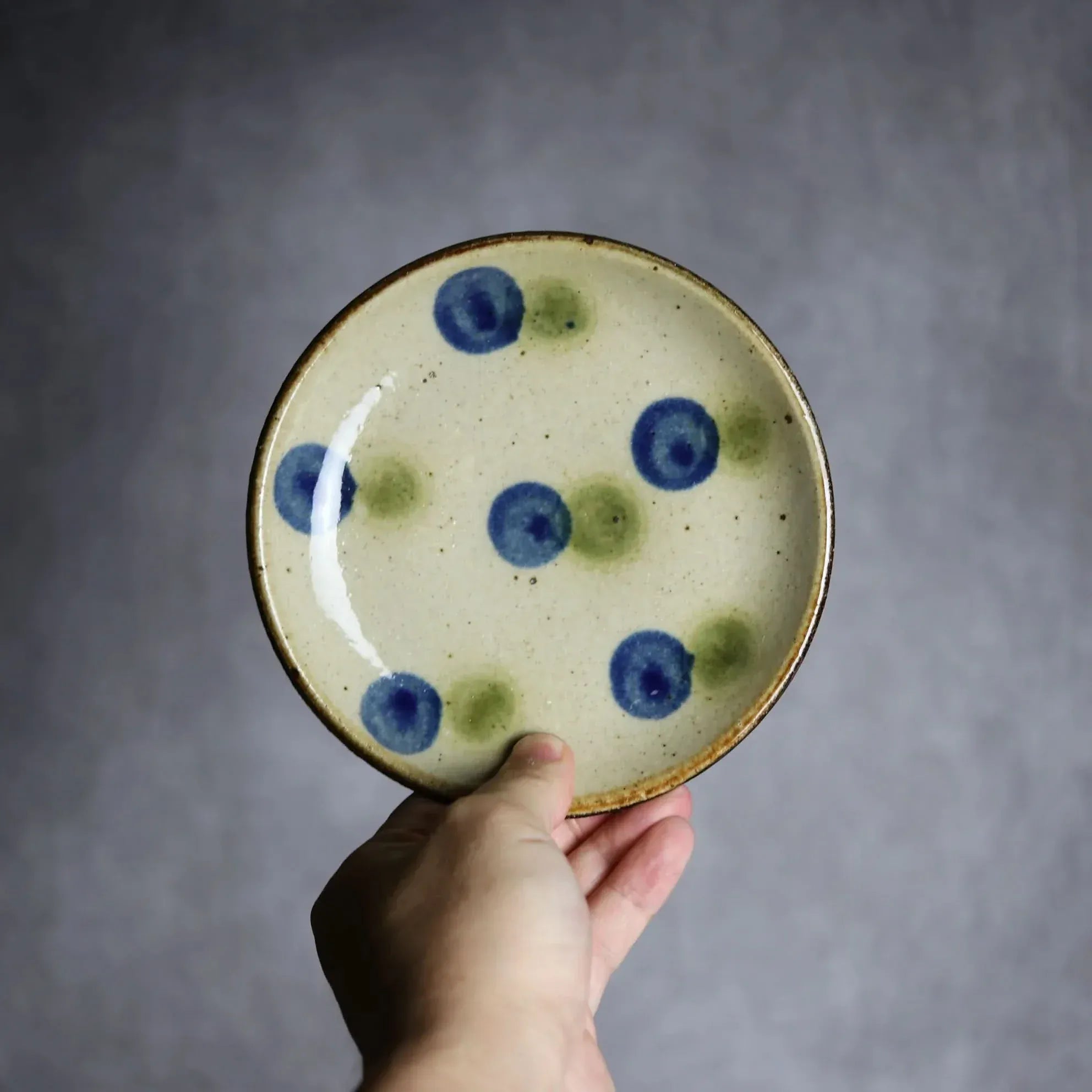 5寸皿 青 緑 ドット やちむん 陶器 陶芸こまがた やちむん 陶器.
