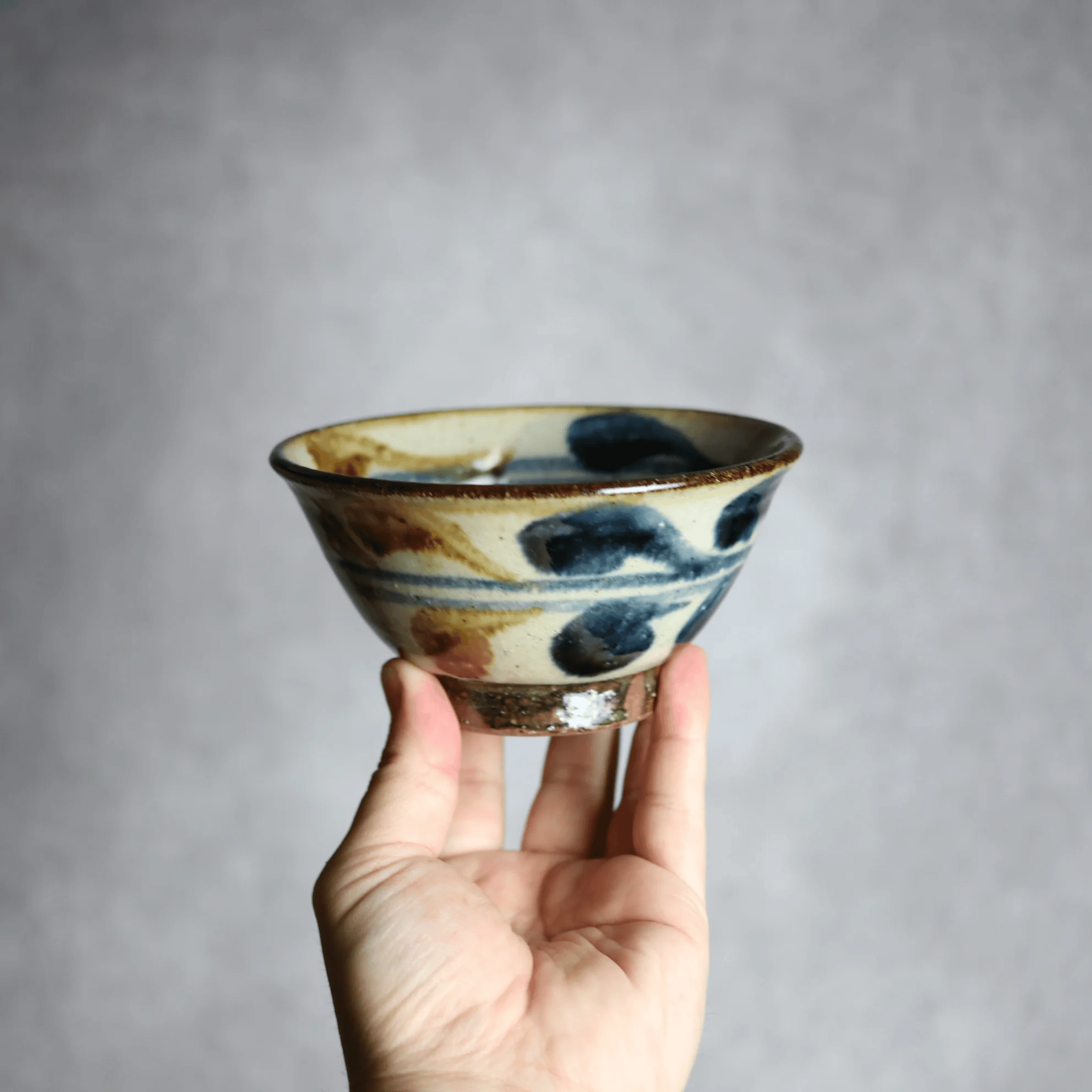 4寸マカイ 紺 茶 デイゴ柄 やちむん 陶器 陶芸こまがた