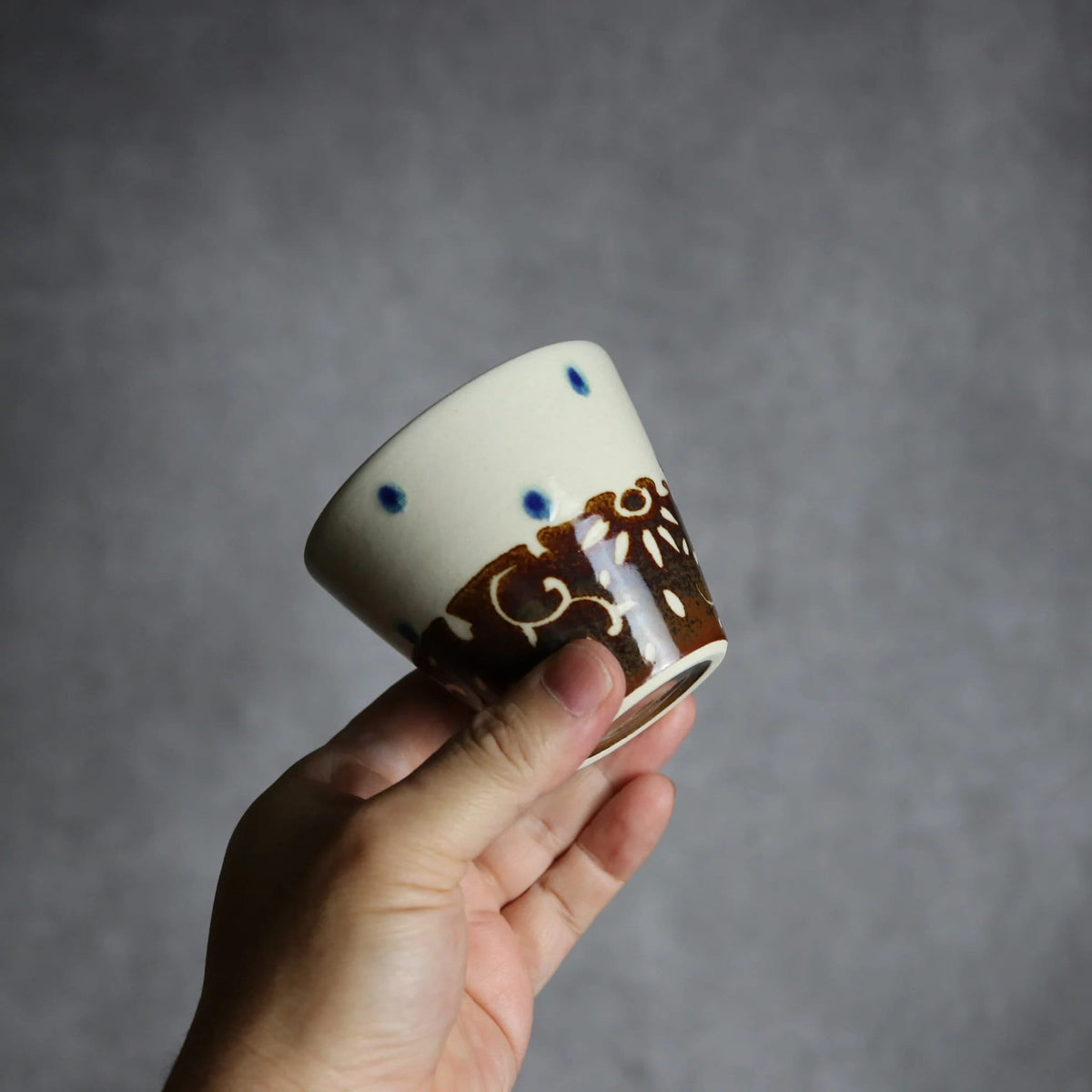 湯呑 飴釉 唐草 やちむん 陶器 高江洲陶磁器