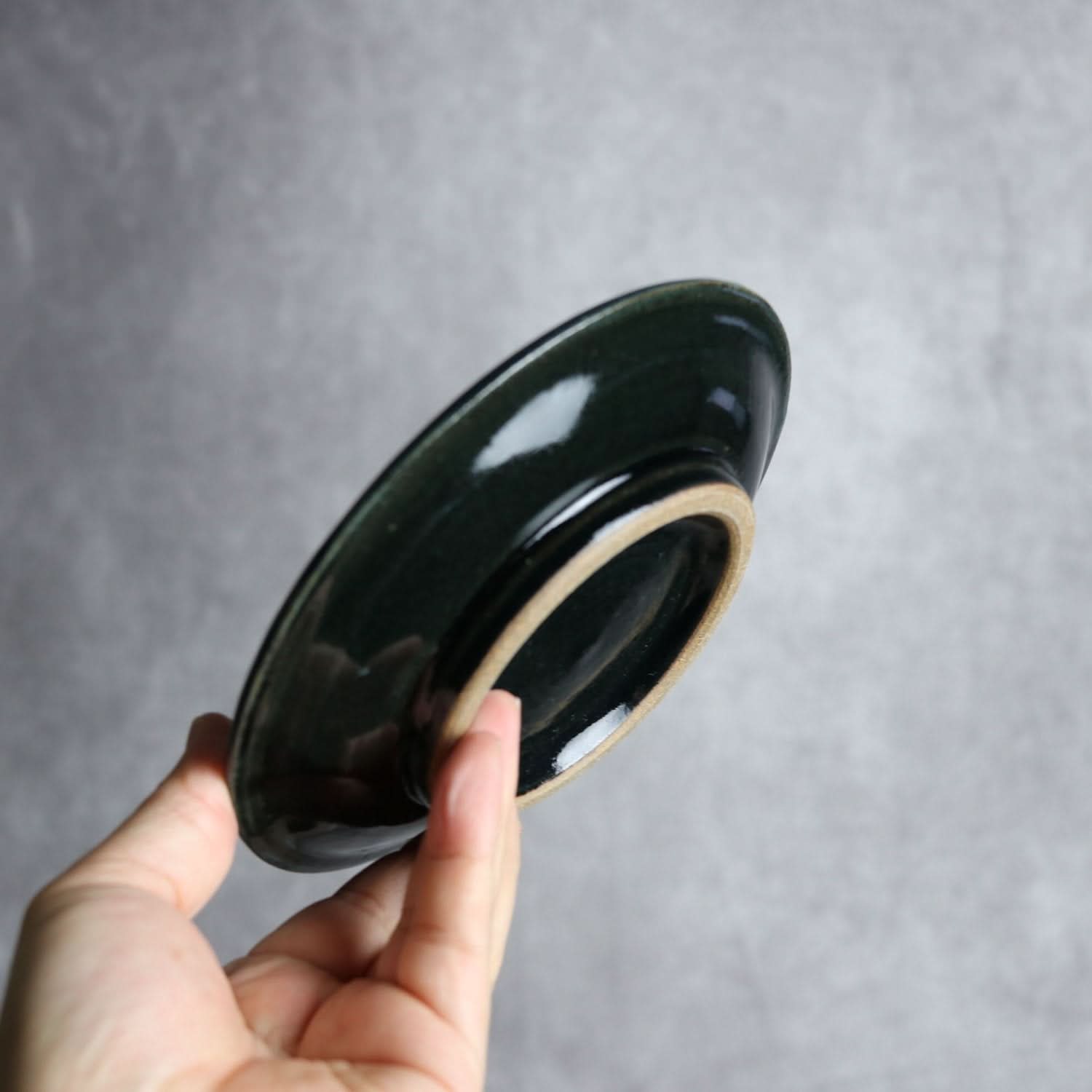 5寸皿 呉須釉 蝋抜 菊紋唐草 やちむん 陶器 真南風工房 やちむん 陶器.