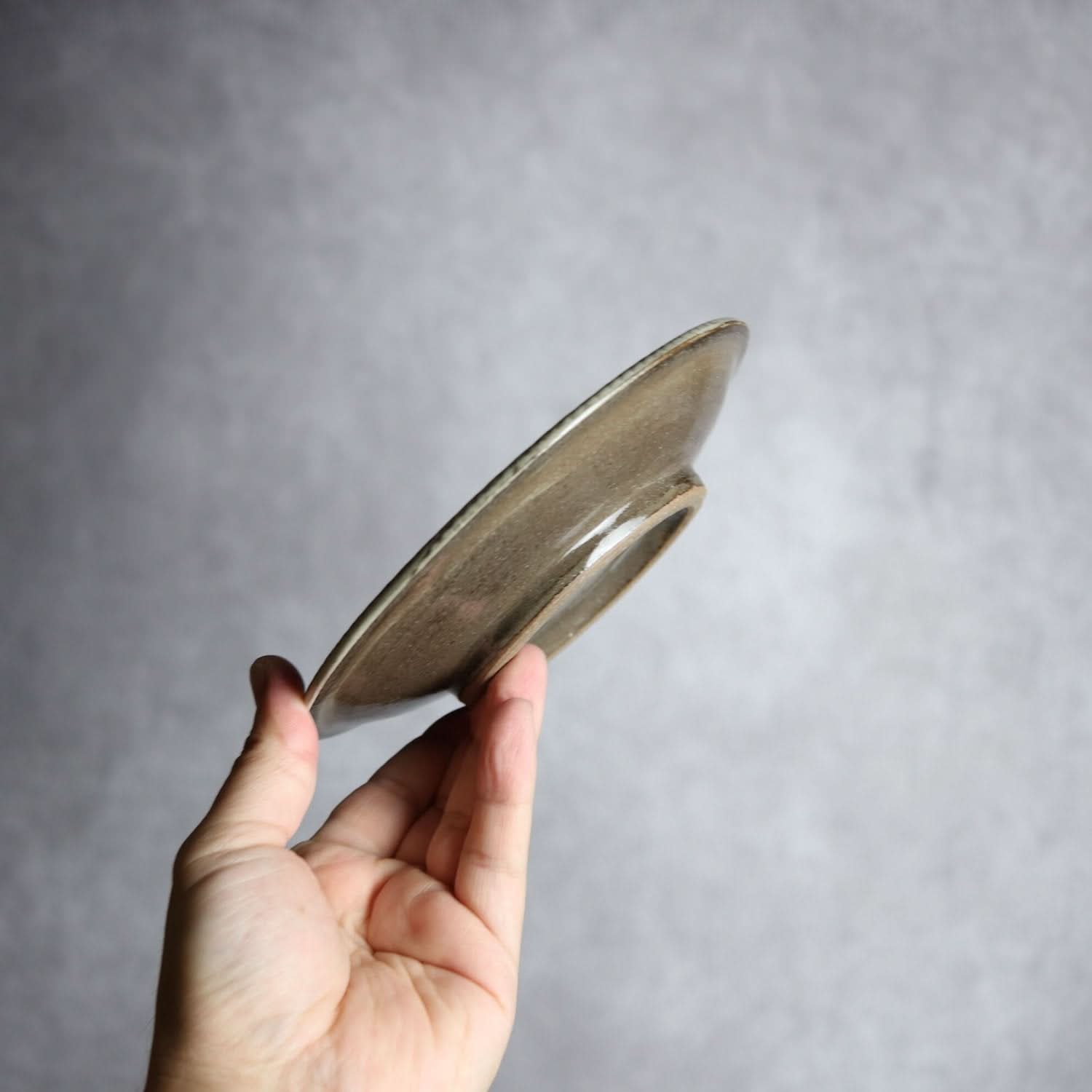 5寸皿 線彫唐草 やちむん 陶器 真南風工房 やちむん 陶器.