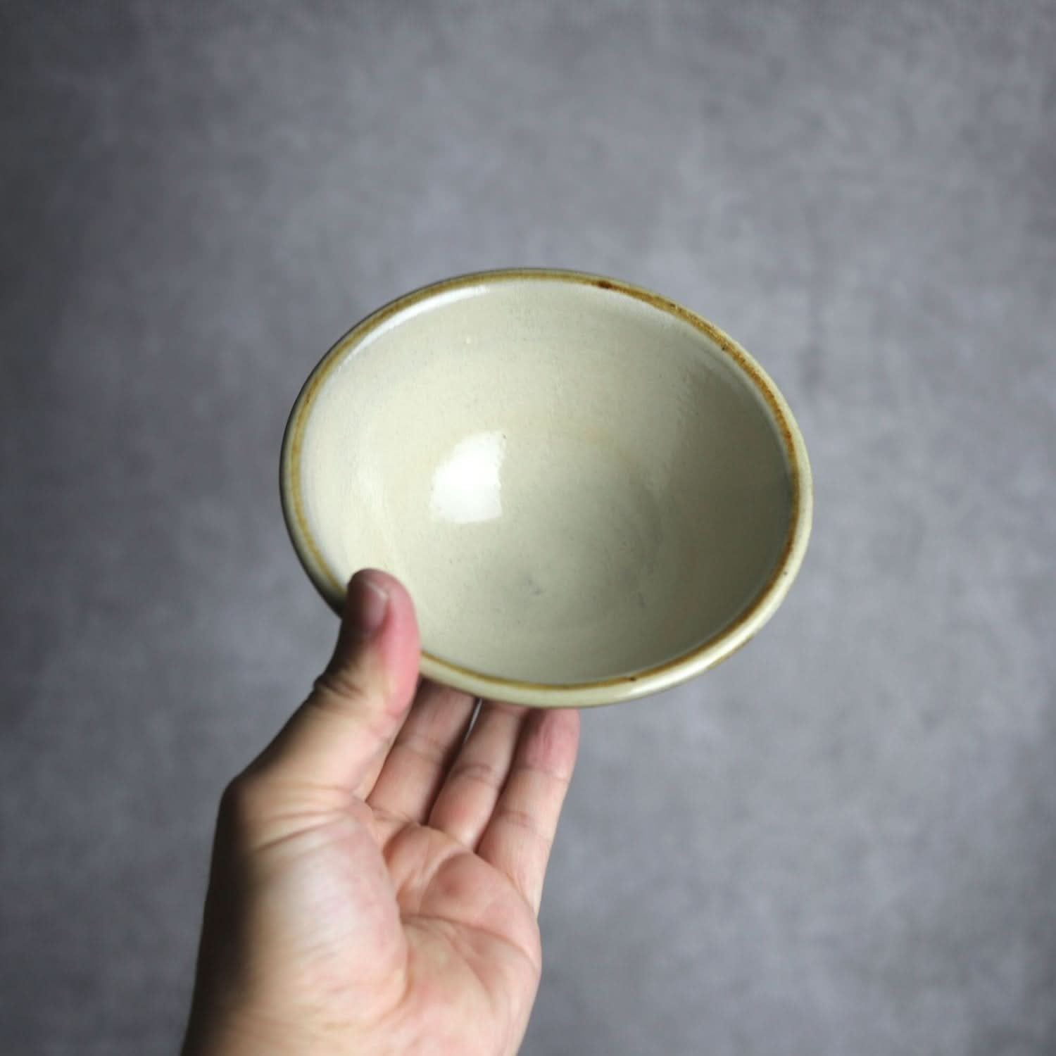 4寸マカイ 線彫唐草 やちむん 陶器 真南風工房 やちむん 陶器.