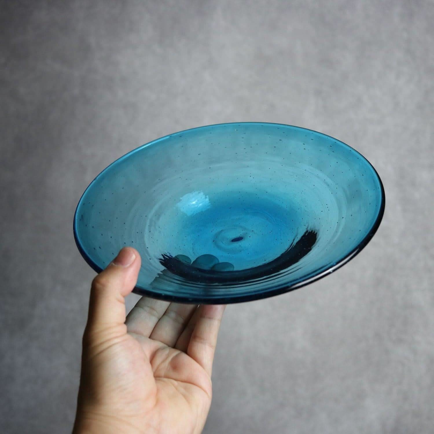 気泡皿 Mサイズ 水色 琉球ガラス ガラス工房清天 琉球ガラス.