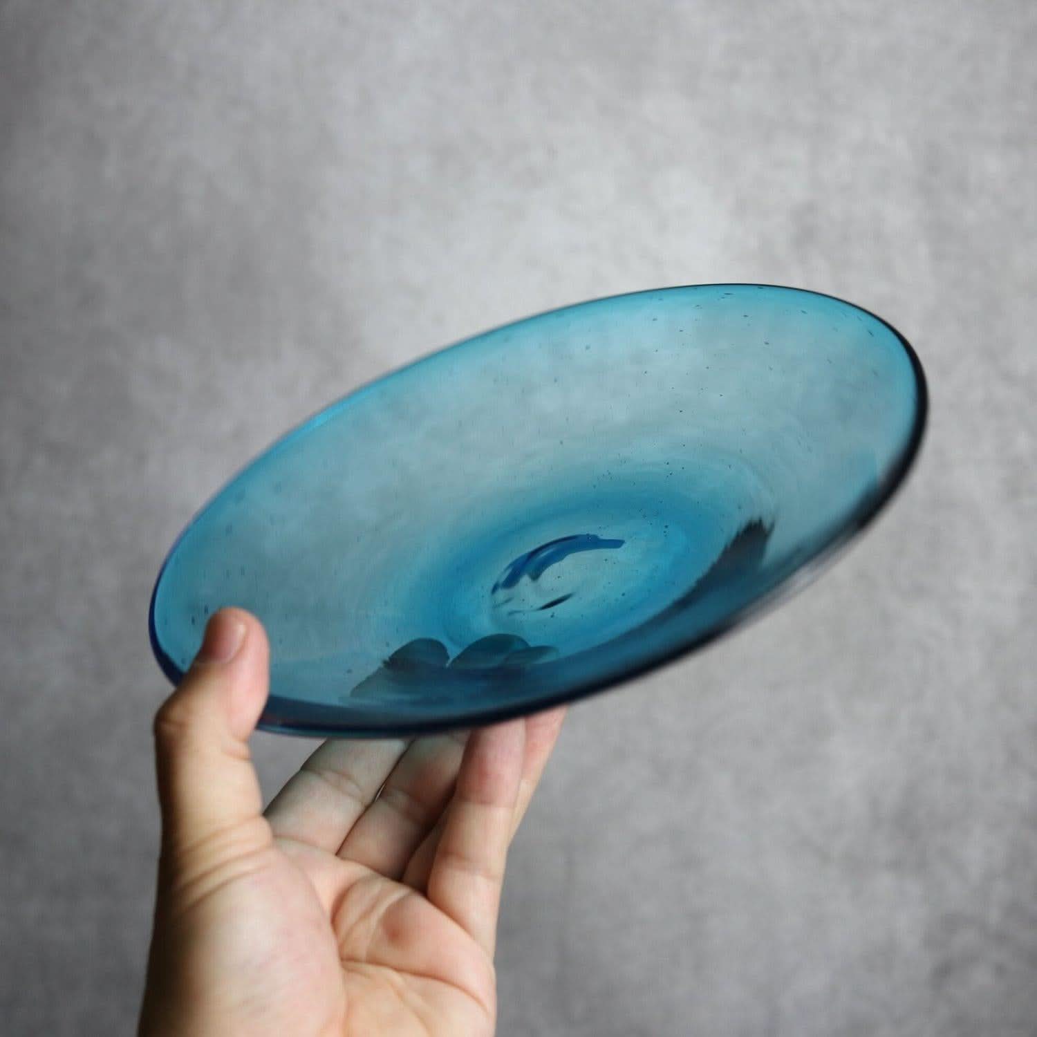 気泡皿 Mサイズ 水色 琉球ガラス ガラス工房清天 琉球ガラス.