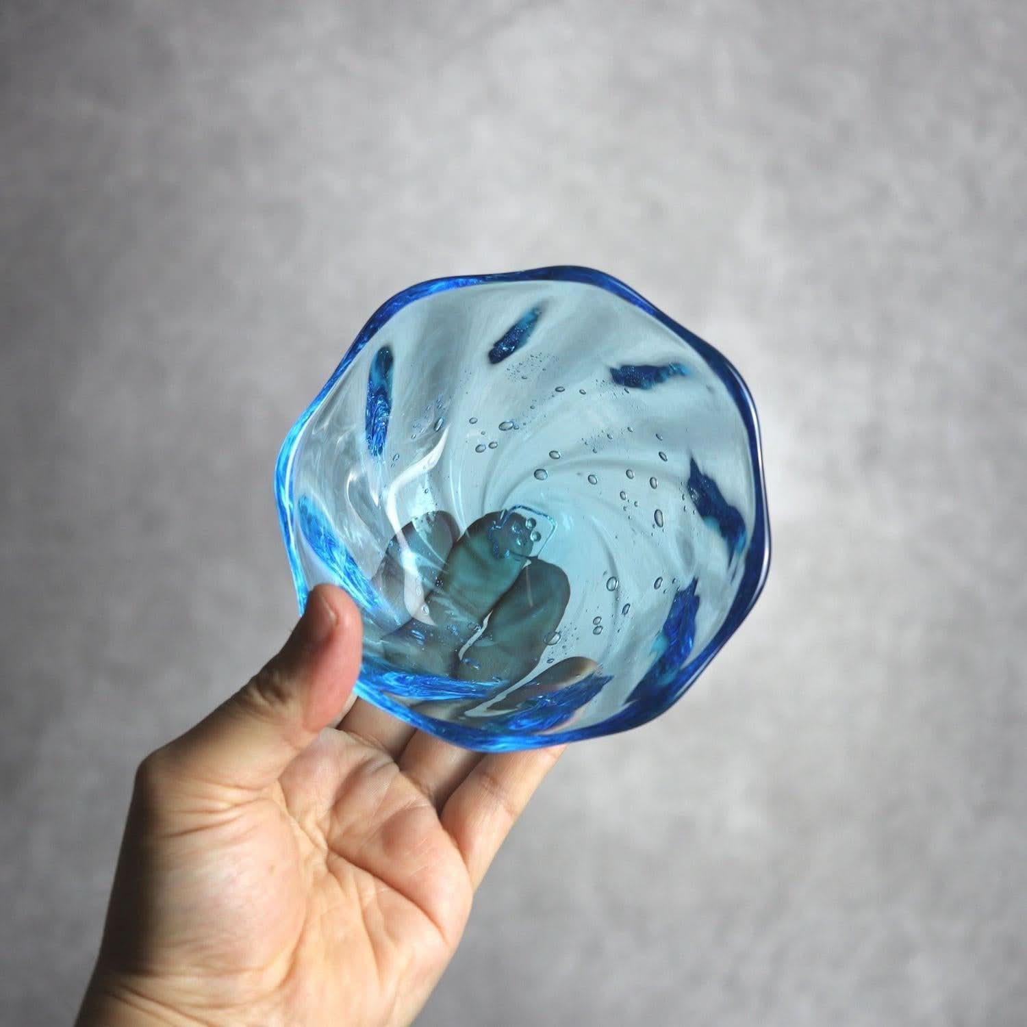 モール小鉢 丸 水色 琉球ガラス RYUKYU GLASS WORKS 海風 琉球ガラス.