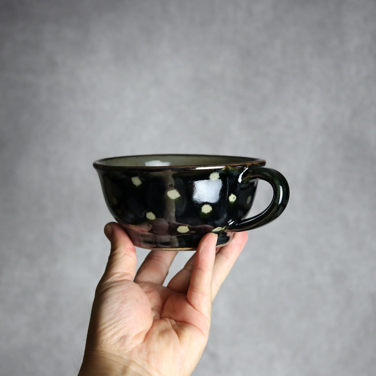 スープカップ 呉須釉 蝋抜 点打 やちむん 陶器 真南風工房