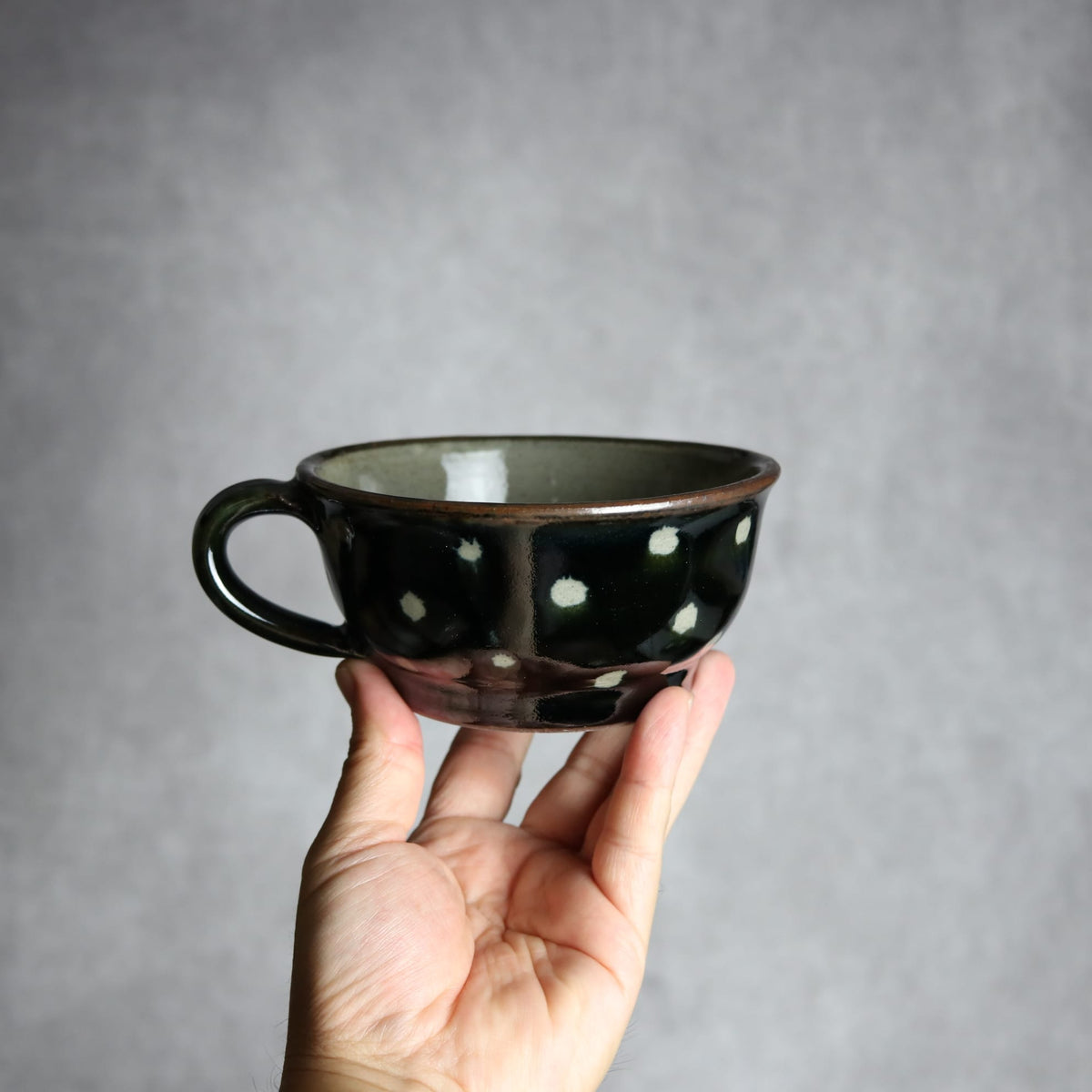 スープカップ 呉須釉 蝋抜 点打 やちむん 陶器 真南風工房
