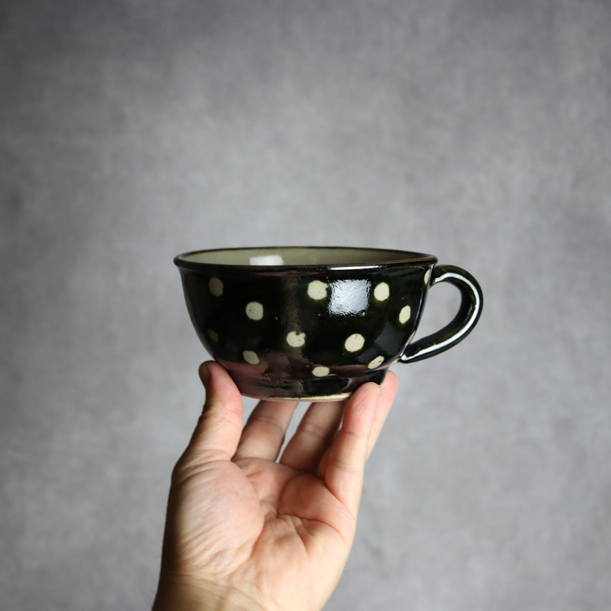 スープカップ 呉須釉 蝋抜 点打 やちむん 陶器 真南風工房