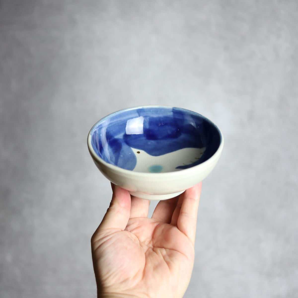 4寸鉢1 呉須釉 鳥 やちむん 陶器 拓美窯｜拓美窯｜やちむん 陶器 琉球 