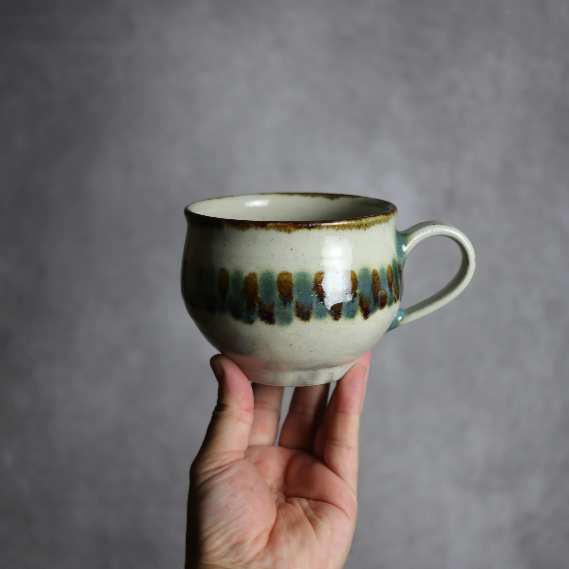 スープカップ1  三彩 点打 やちむん 陶器 やちむん工房 mug