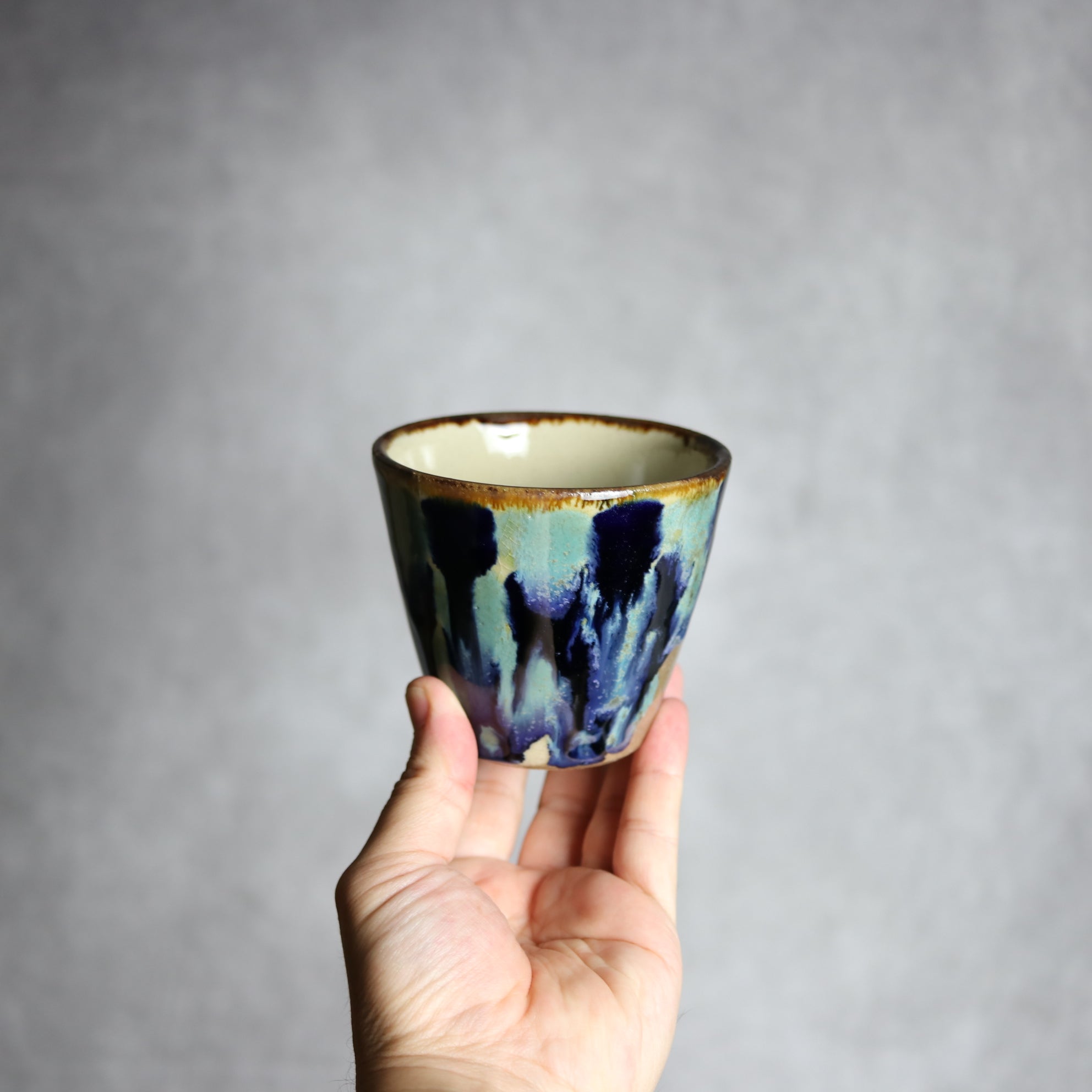 フリーカップ1 青三彩紋 やちむん 陶器 エドメ陶房
