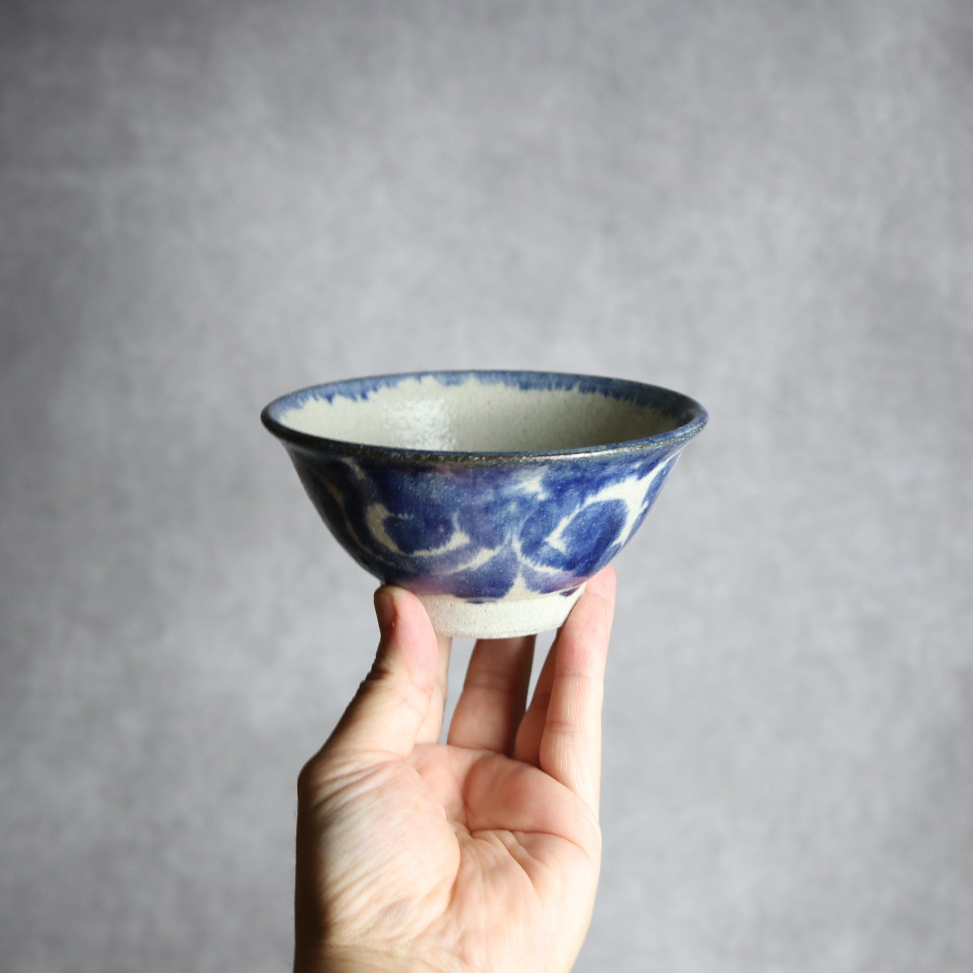 4寸マカイ1 呉須釉 唐草 やちむん 陶器 榮一工房